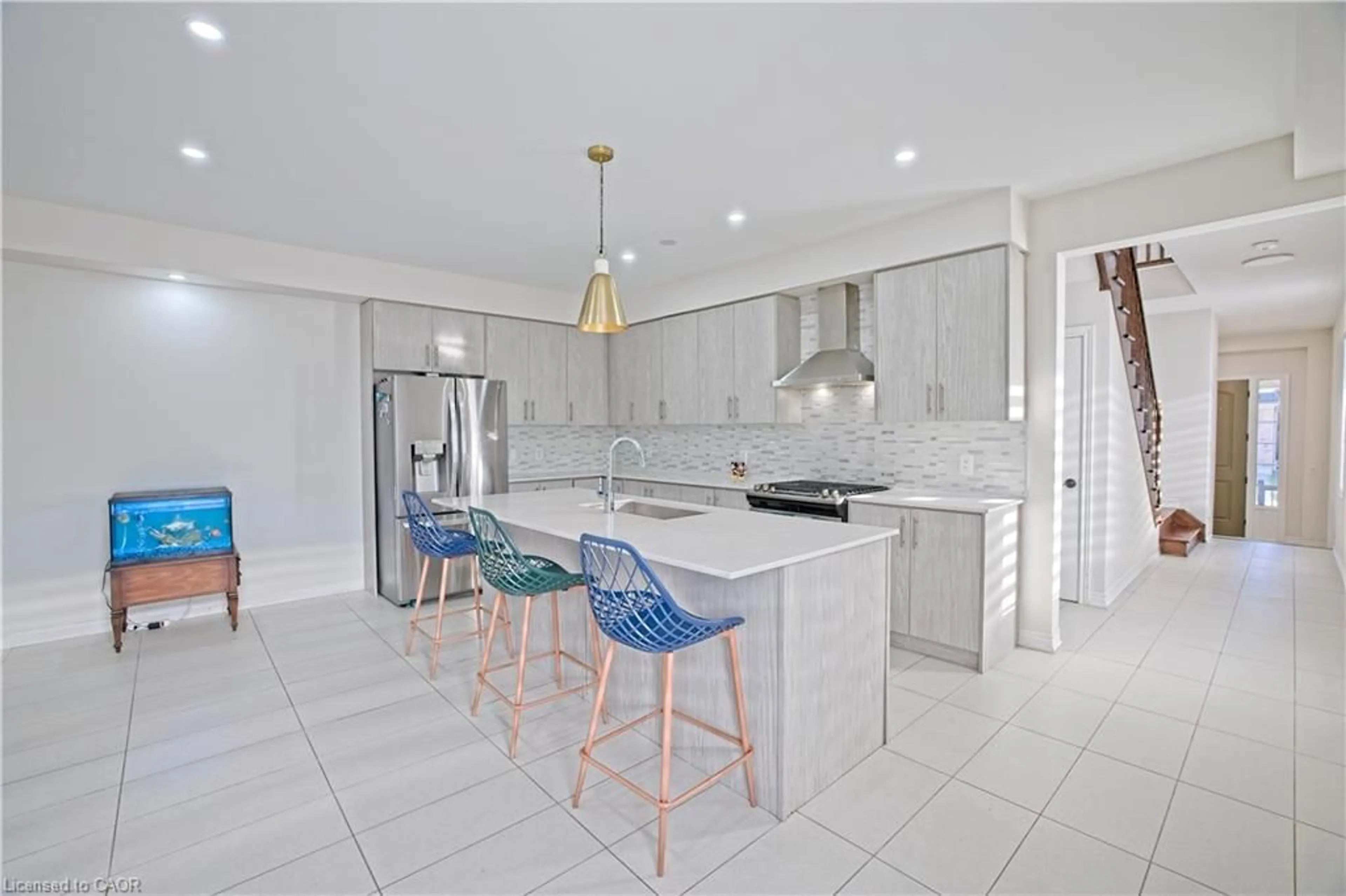 Contemporary kitchen, ceramic/tile floor for 71 Gloria St, Kitchener Ontario N2R 0R4