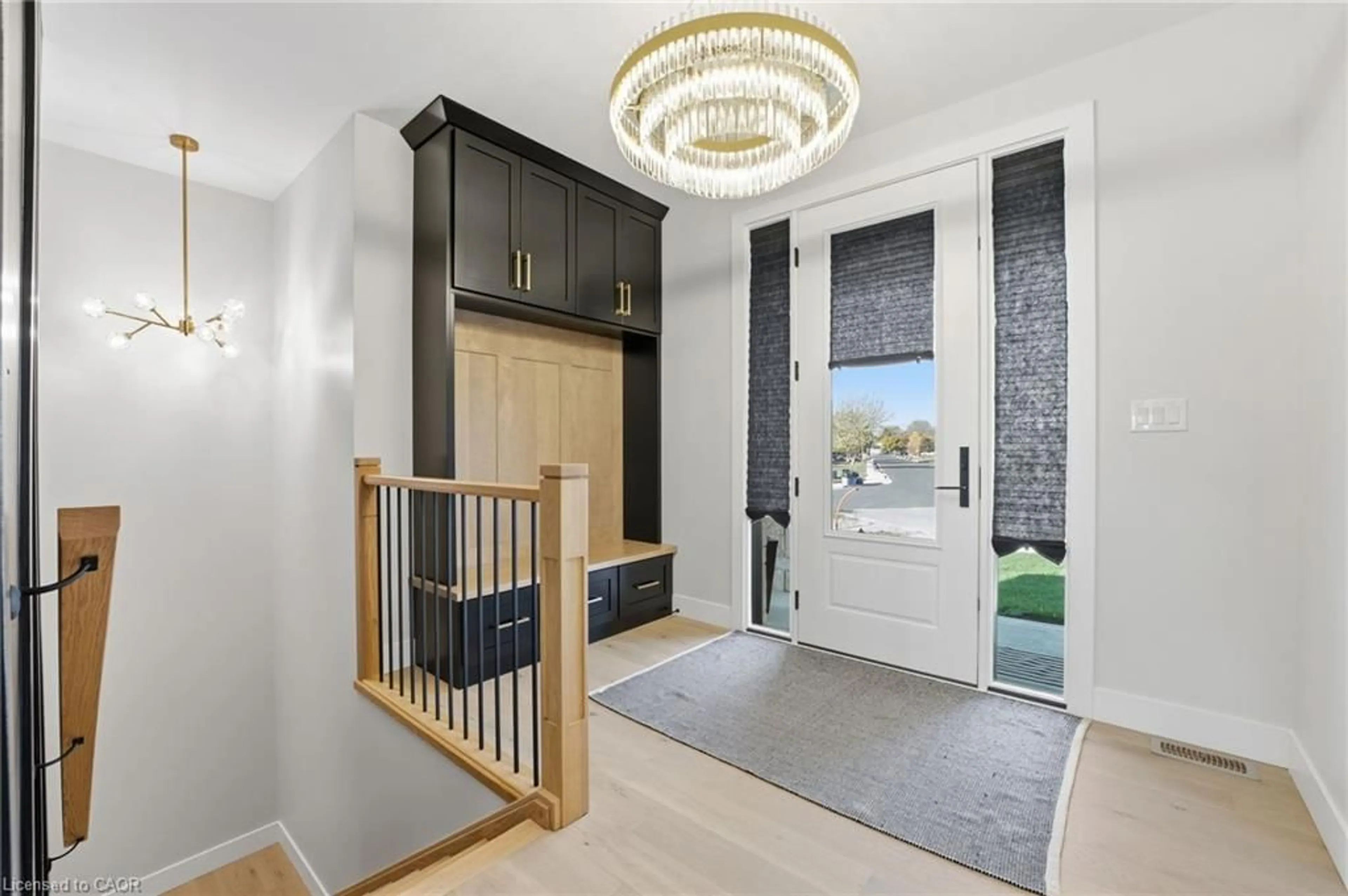 Indoor entryway for 48 Rebecca Dr, Aylmer Ontario N5H 0A1