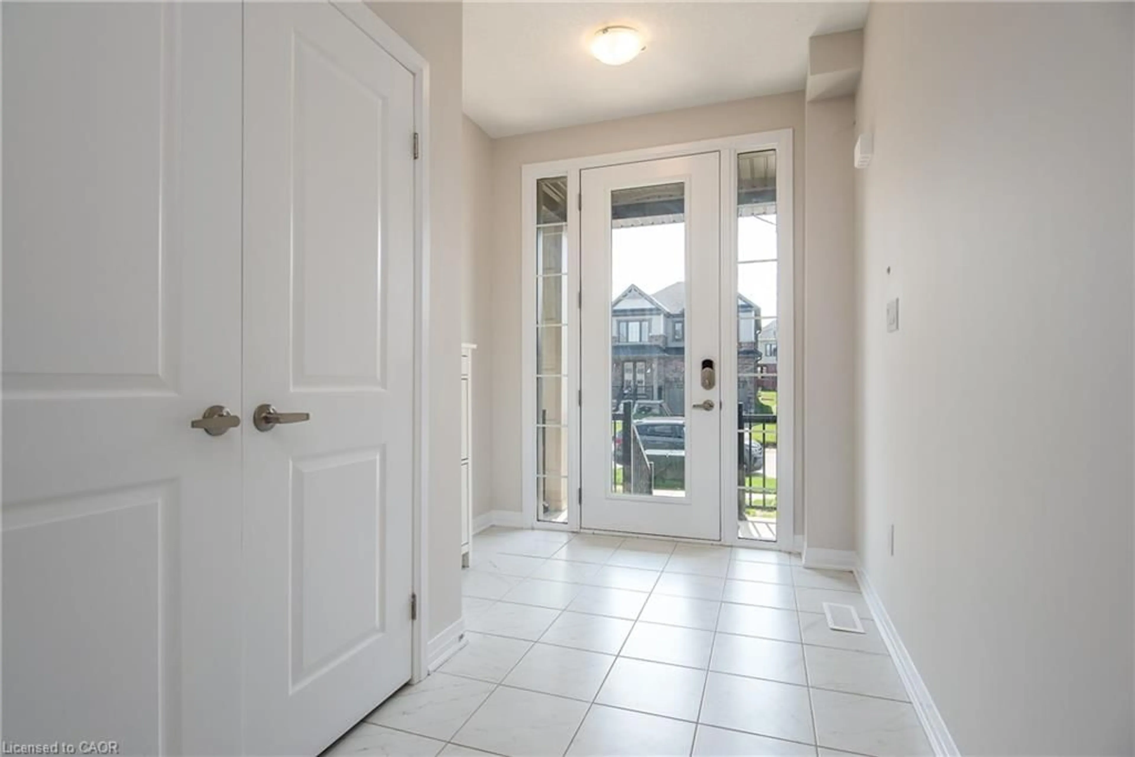 Indoor entryway for 29 Rustic Oak Trail, Ayr Ontario N0B 1E0