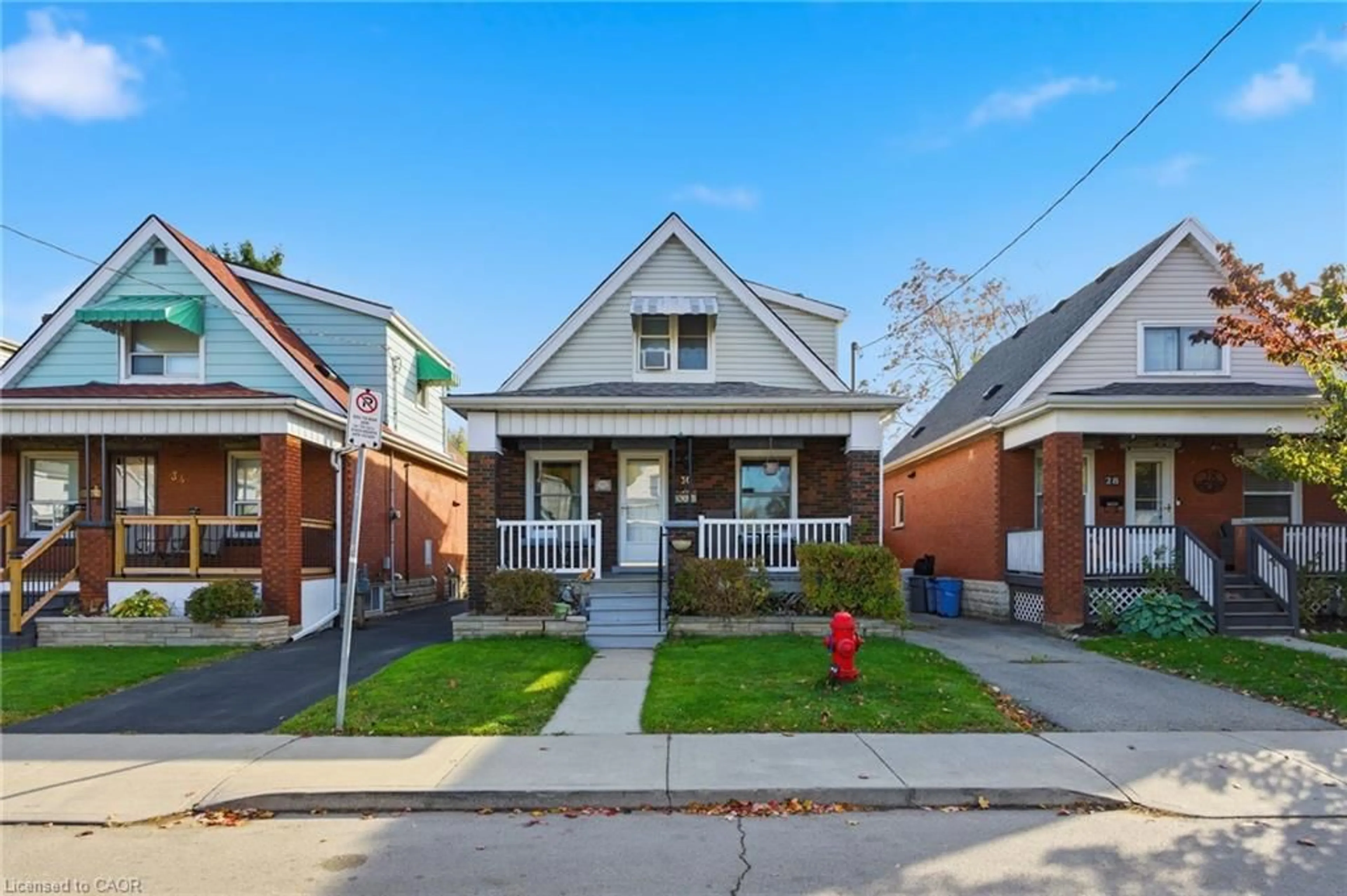 Home with brick exterior material, street for 30 Cope St, Hamilton Ontario L8H 5A9