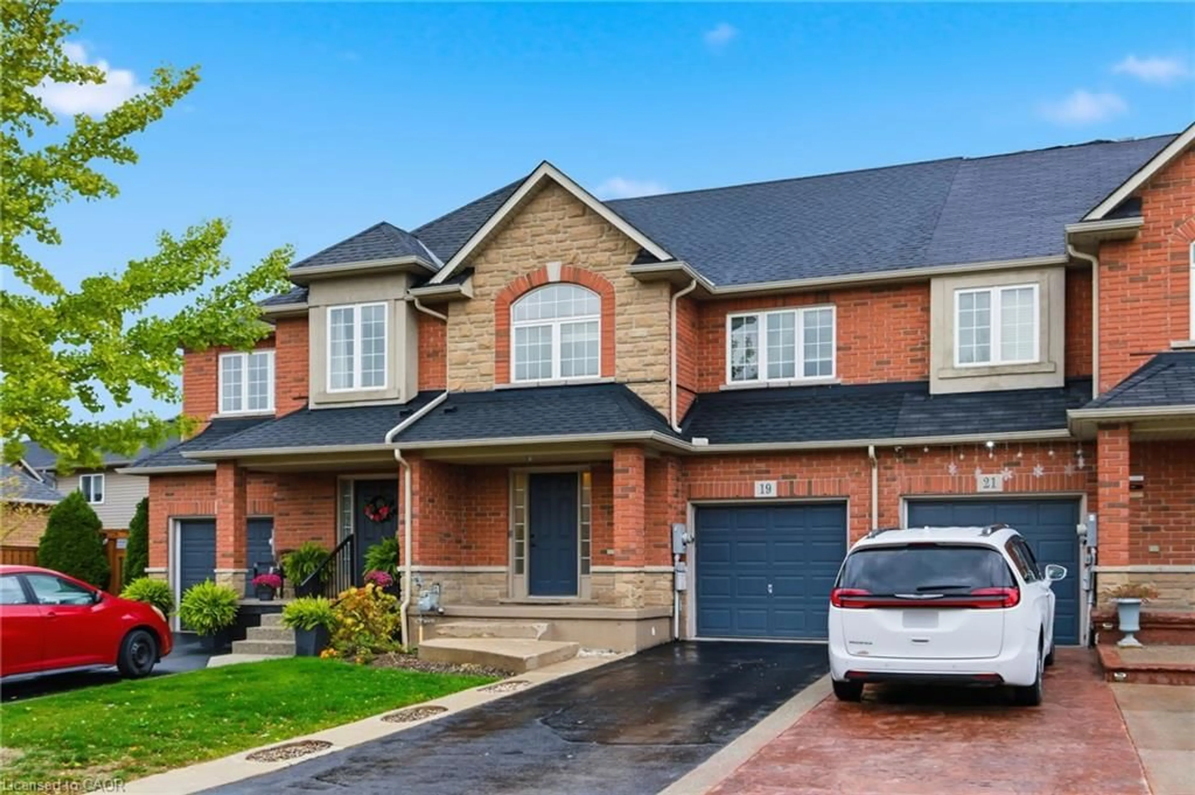 Home with brick exterior material, street for 19 Blue Mountain Dr, Hannon Ontario L0R 1P0
