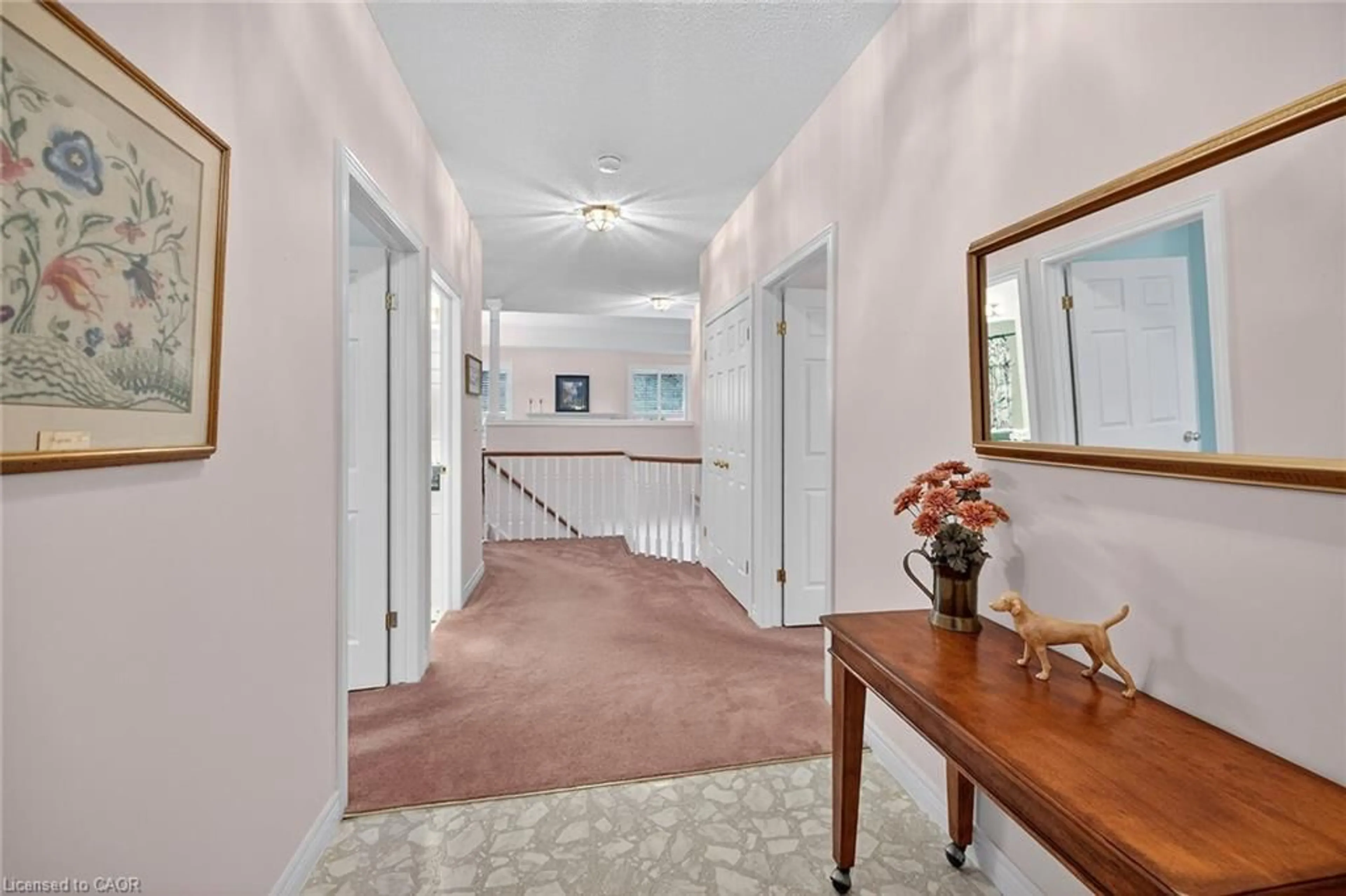Indoor foyer for 55 Riveroaks Dr, Mount Hope Ontario L0R 1W0