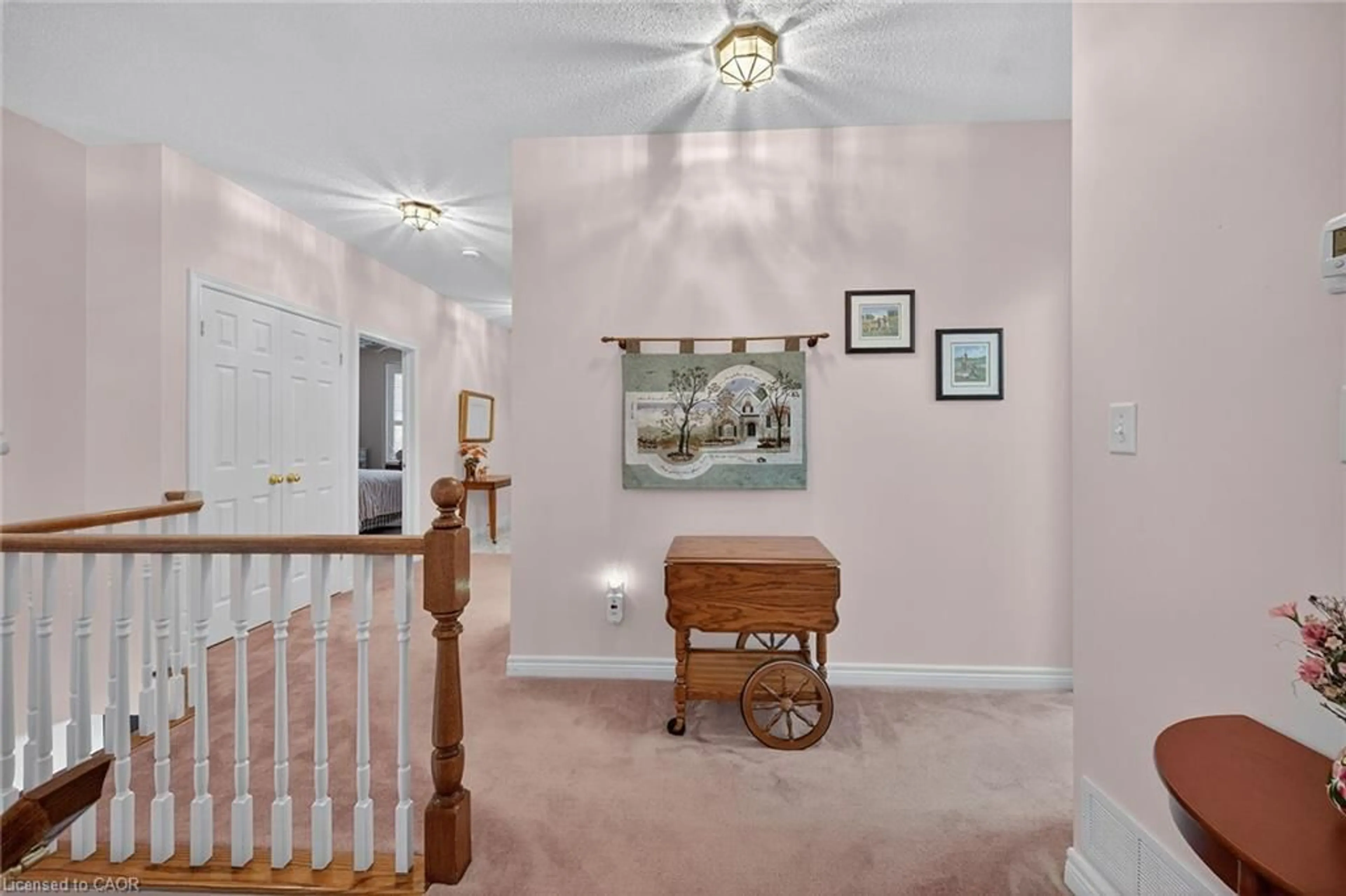 Indoor foyer for 55 Riveroaks Dr, Mount Hope Ontario L0R 1W0