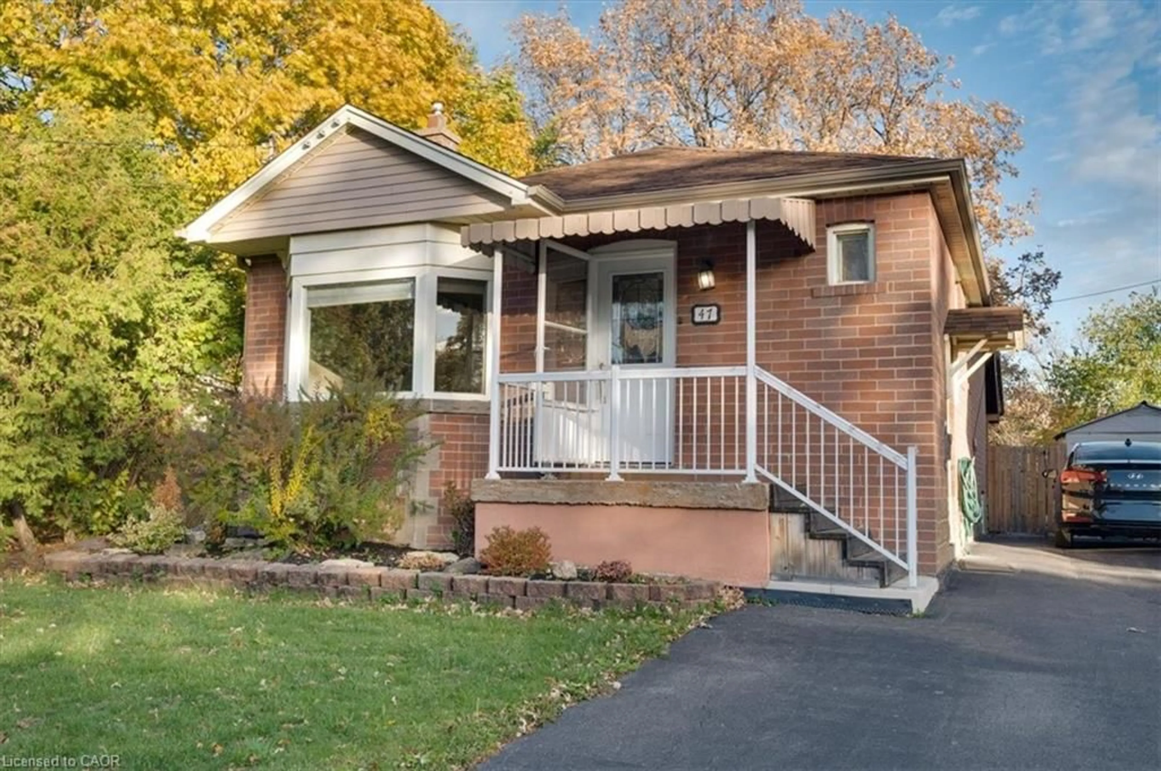 Home with brick exterior material, street for 47 Cloverhill Rd, Hamilton Ontario L9C 3L6