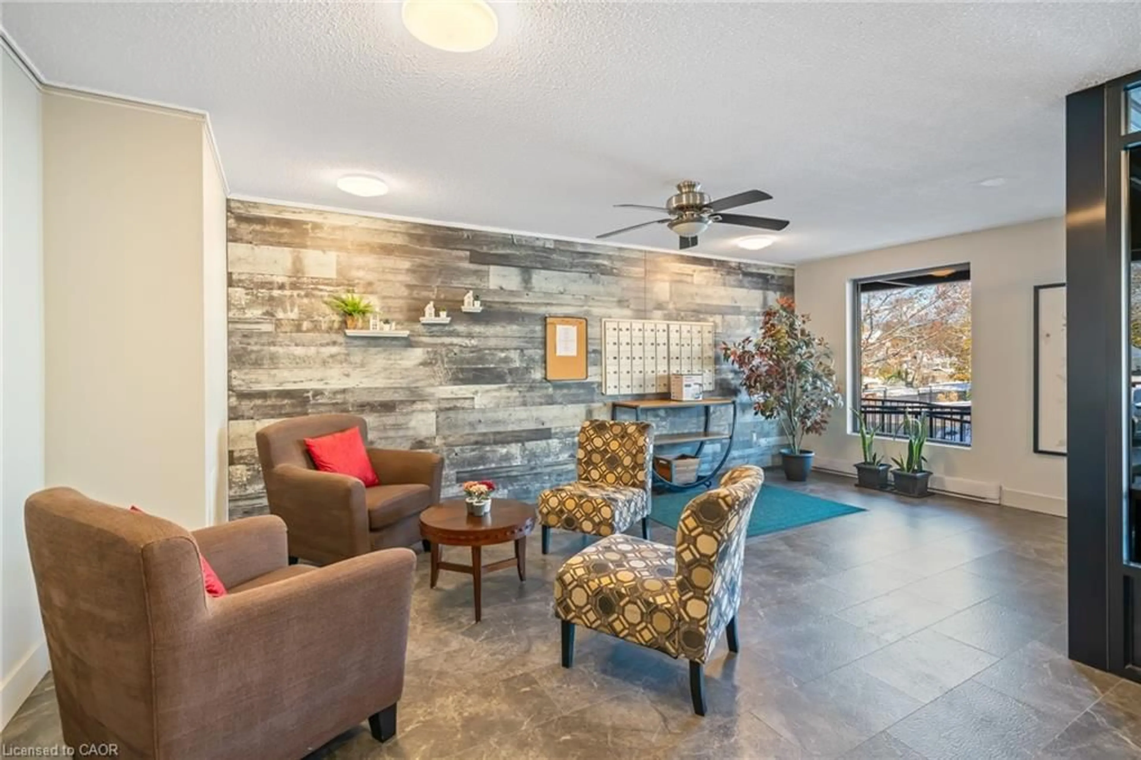 Lobby for 4209 Hixon St #108, Beamsville Ontario L3J 0K2