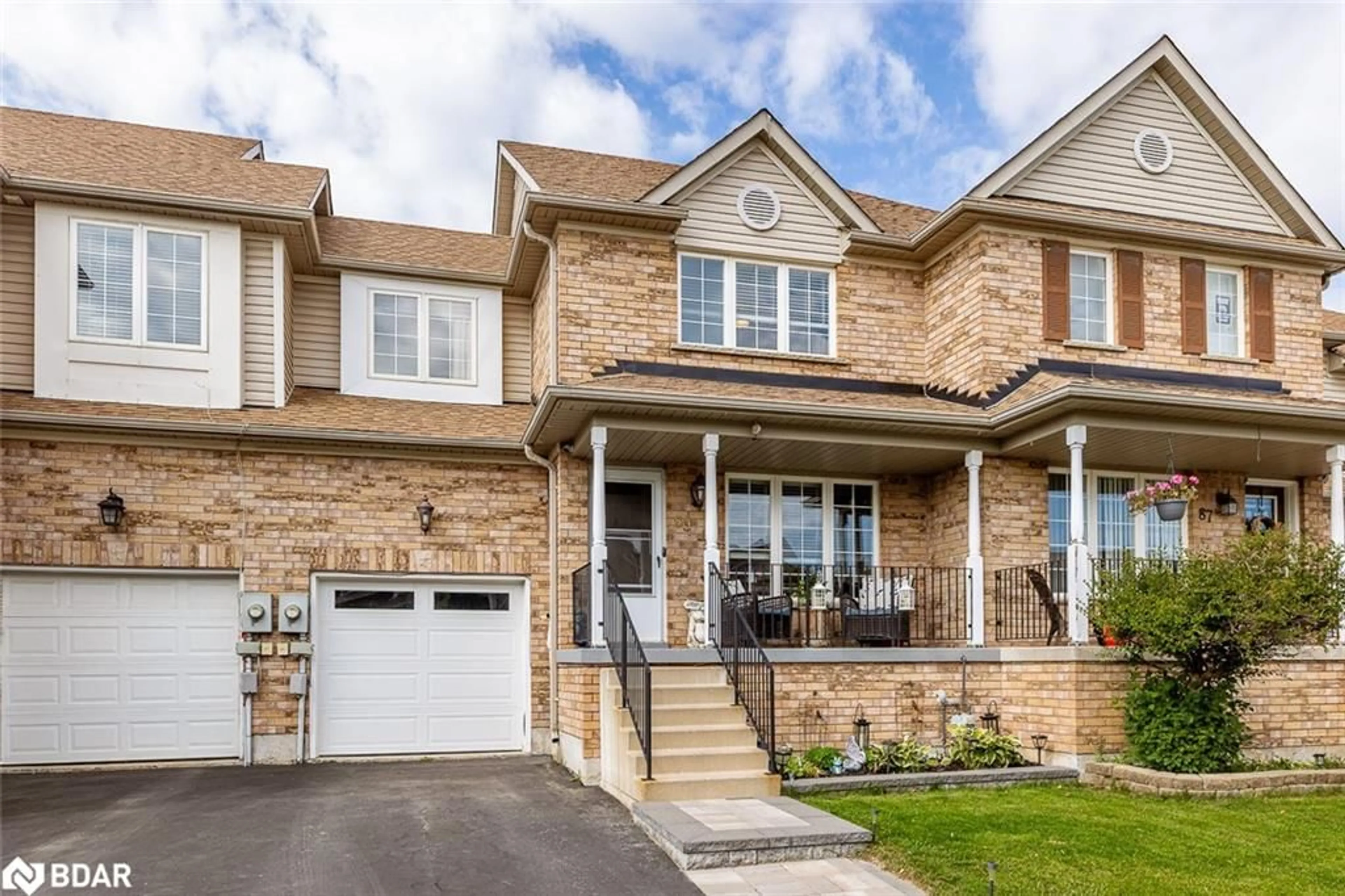 Home with brick exterior material, street for 89 Bentley Cres, Barrie Ontario L4N 0Z1