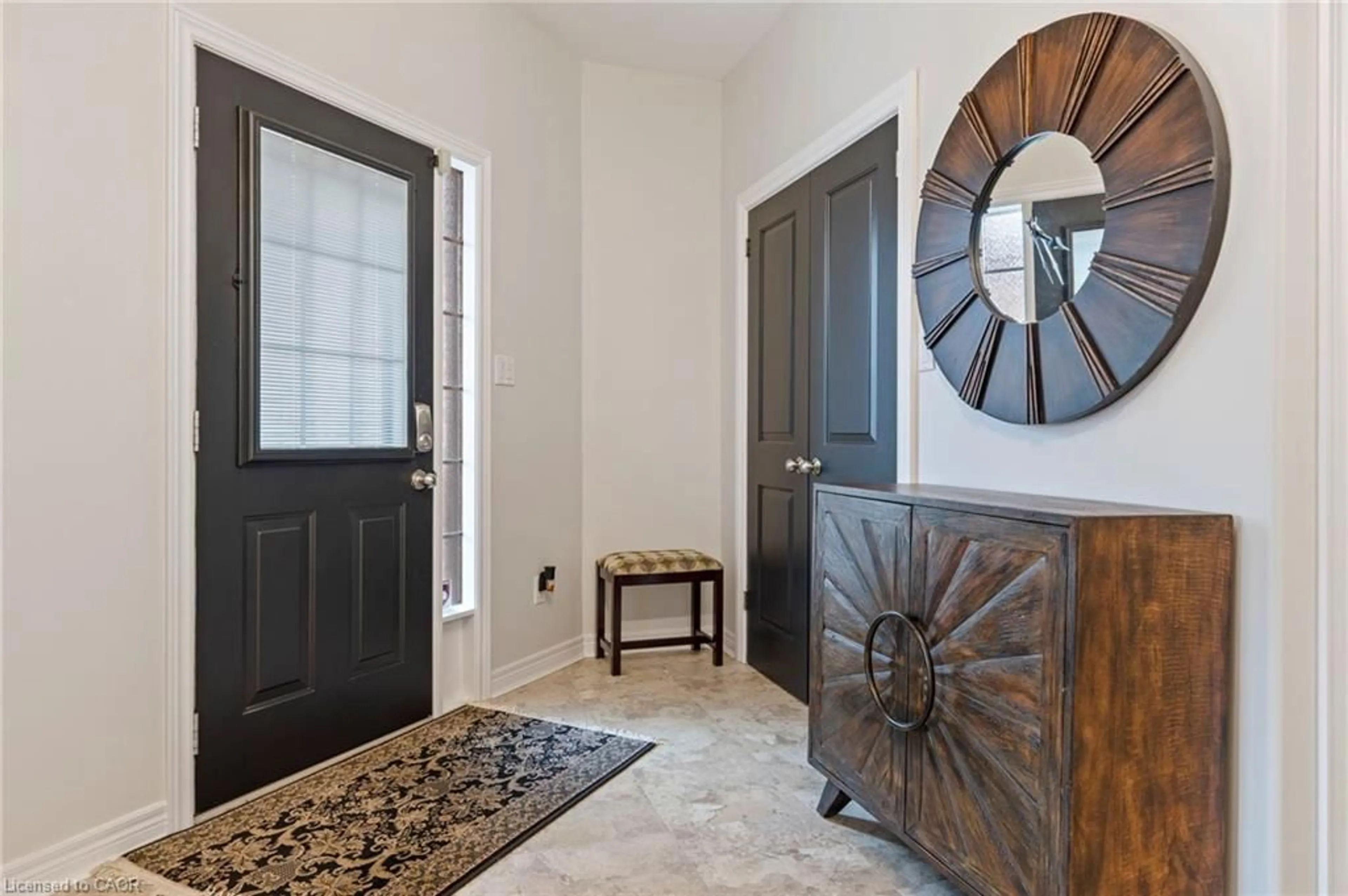 Indoor entryway for 800 Main St #16, Port Dover Ontario N0A 1N0