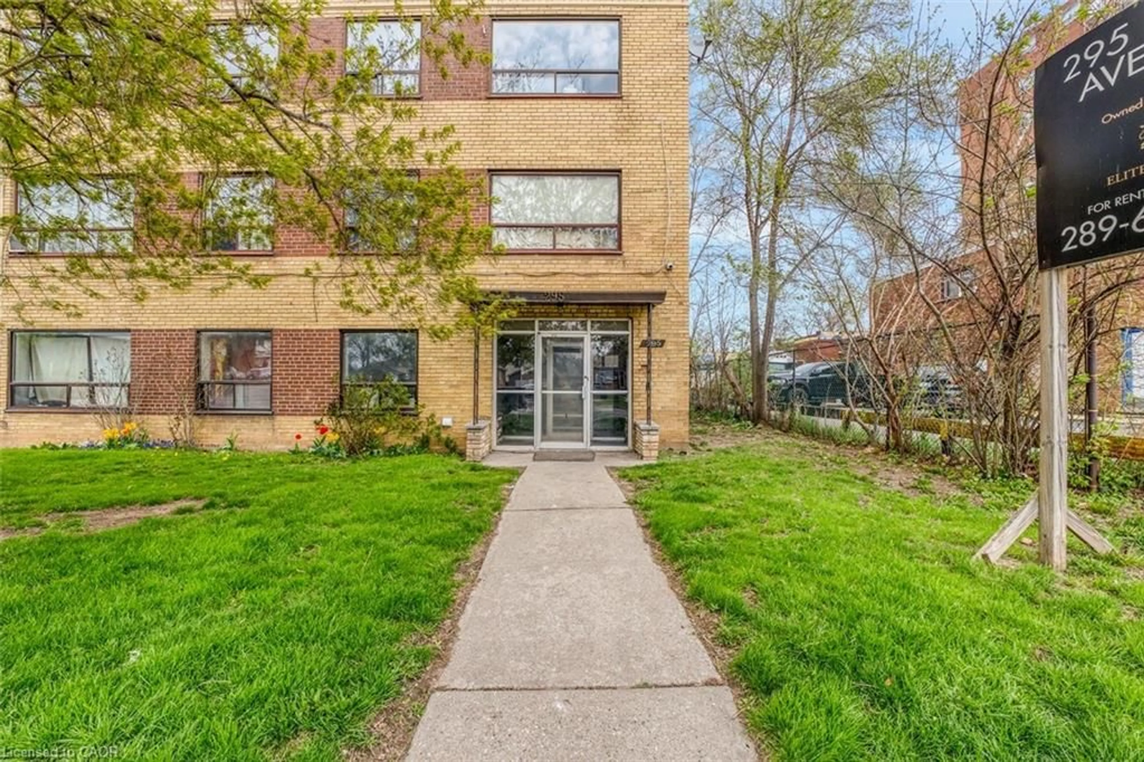 Unknown for 295 Melvin Ave, Hamilton Ontario L8H 2K6