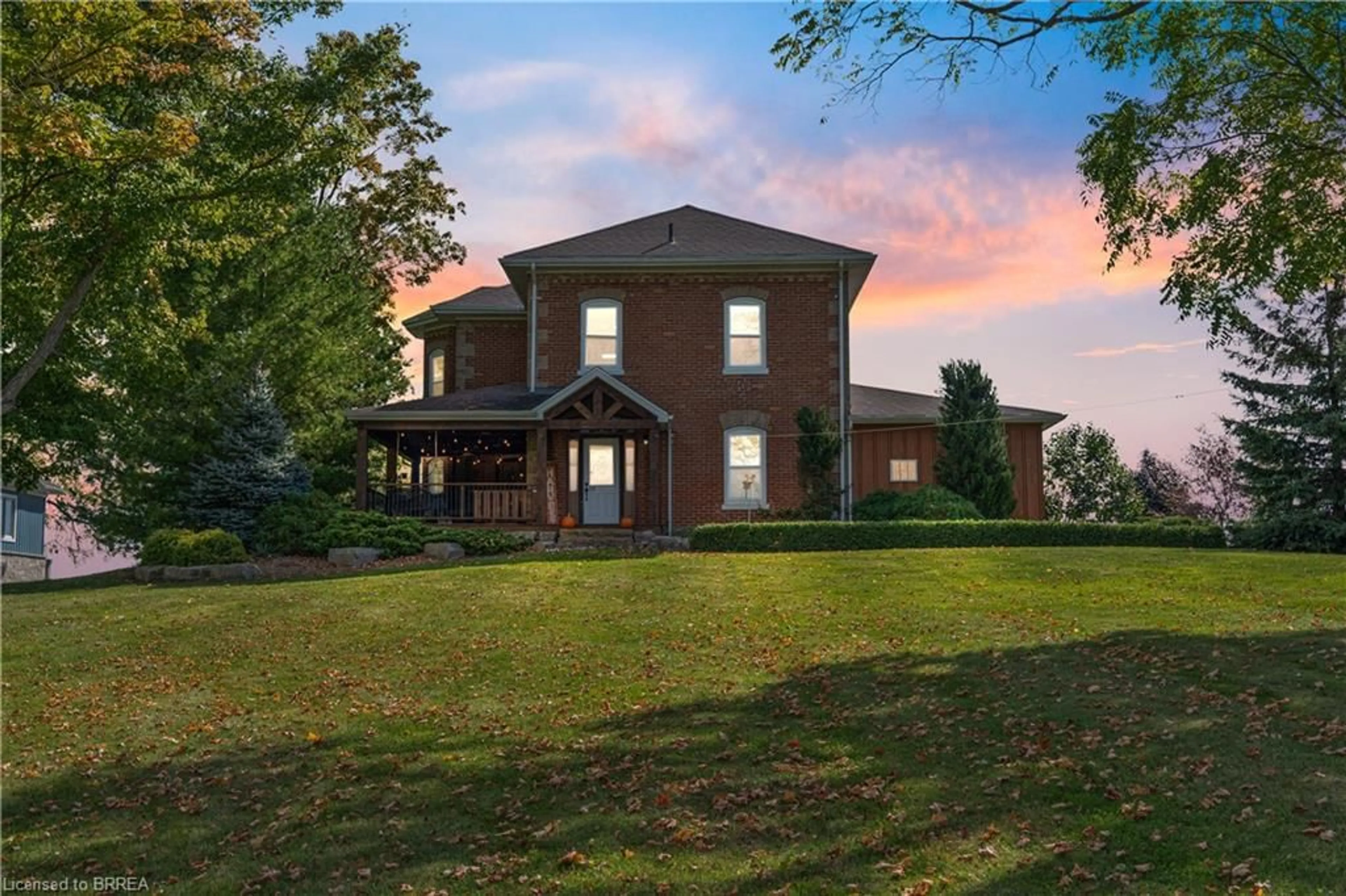 Home with brick exterior material, unknown for 286 #5 Hwy, St. George Ontario N0E 1N0