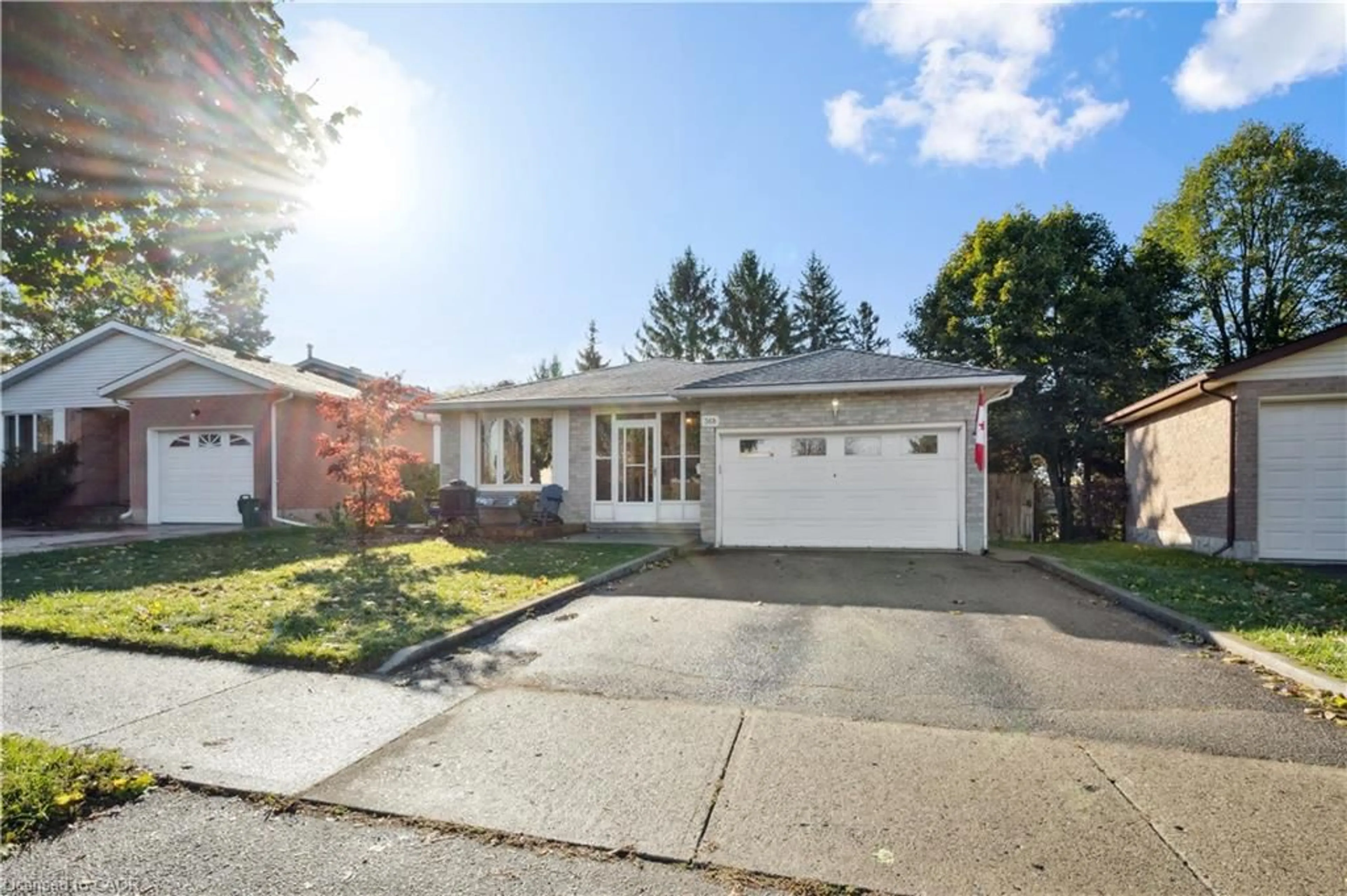 Unknown for 368 The Country Way, Kitchener Ontario N2E 3E4