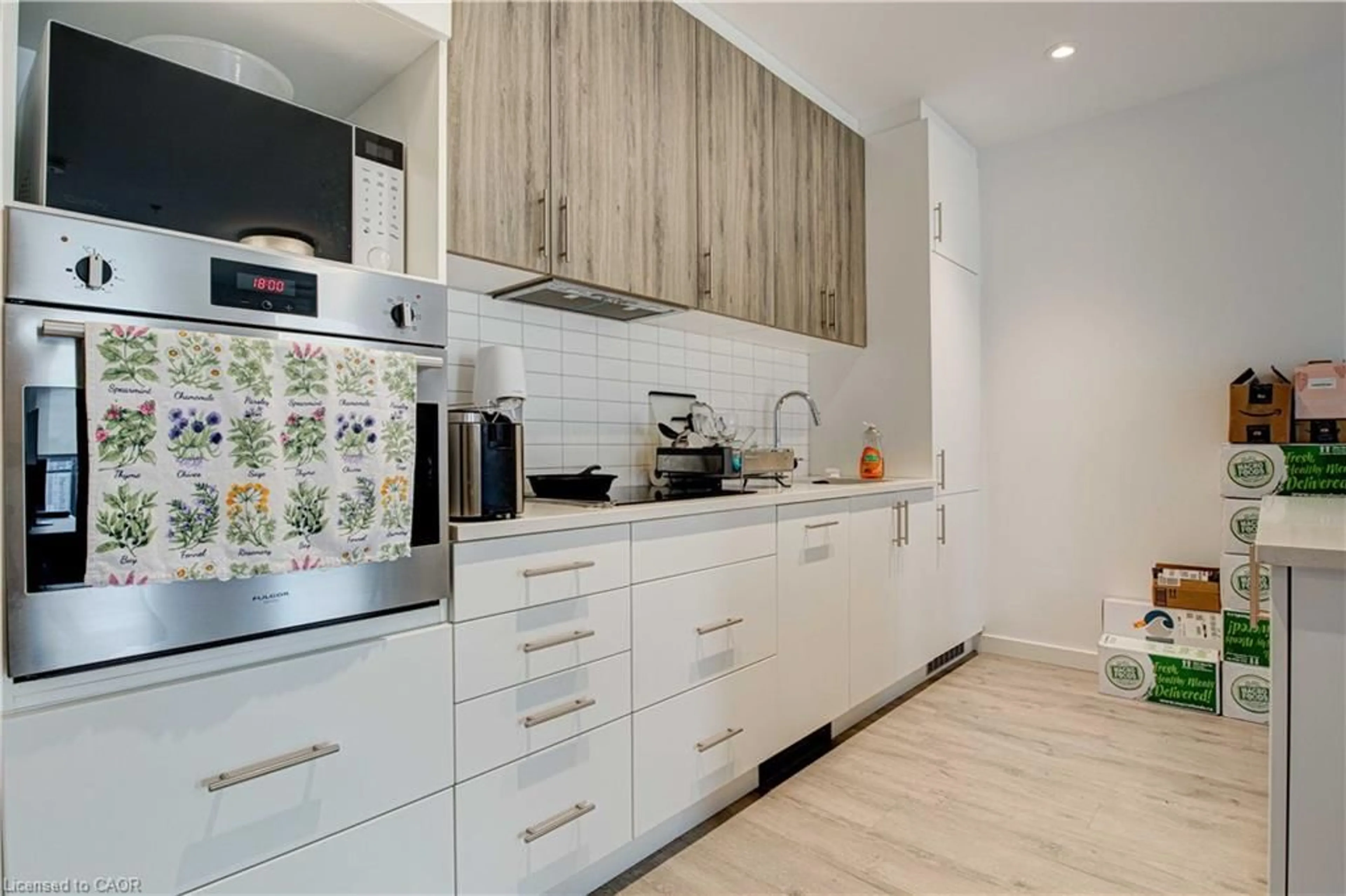 Unknown for 181 King St #1803, Waterloo Ontario N2J 0E7