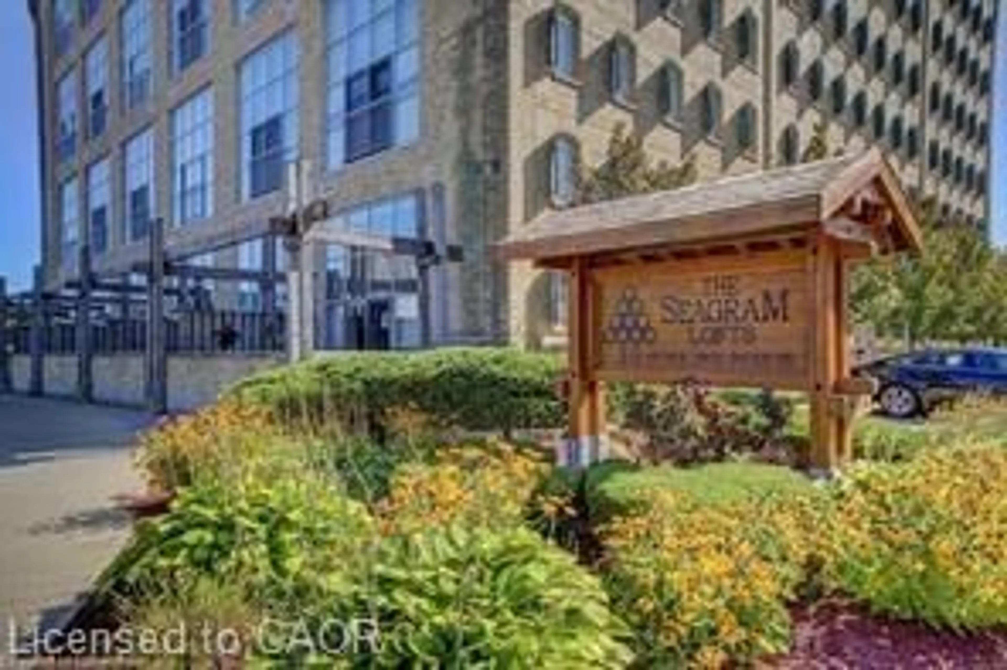 Unknown for 5 Father David Bauer Dr #401, Waterloo Ontario N2L 6M2