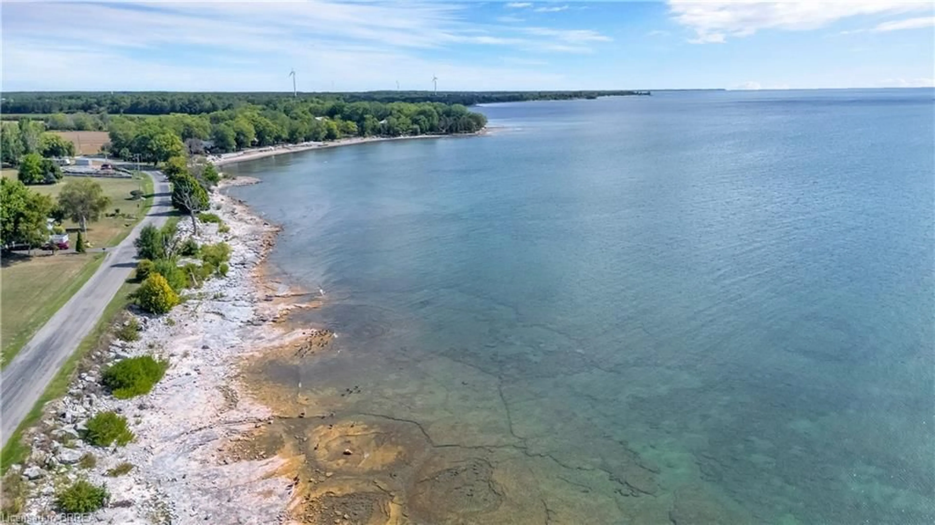A pic from outside/outdoor area/front of a property/back of a property/a pic from drone, water/lake/river/ocean view for 16 Featherstone Ave, Selkirk Ontario N0A 1P0