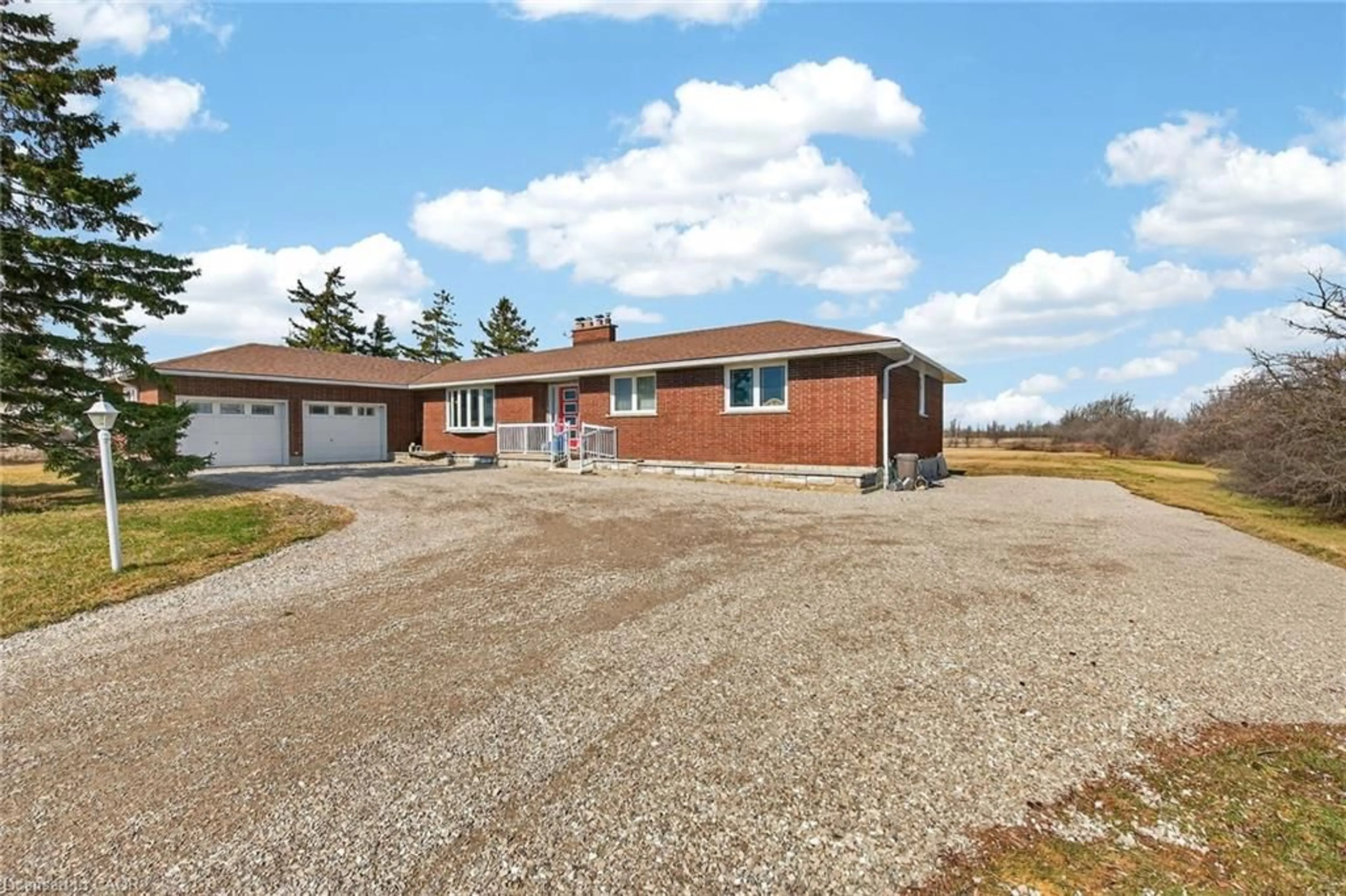 A pic from outside/outdoor area/front of a property/back of a property/a pic from drone, building for 485 Haldimand Road 20 Rd, Hagersville Ontario N0A 1H0