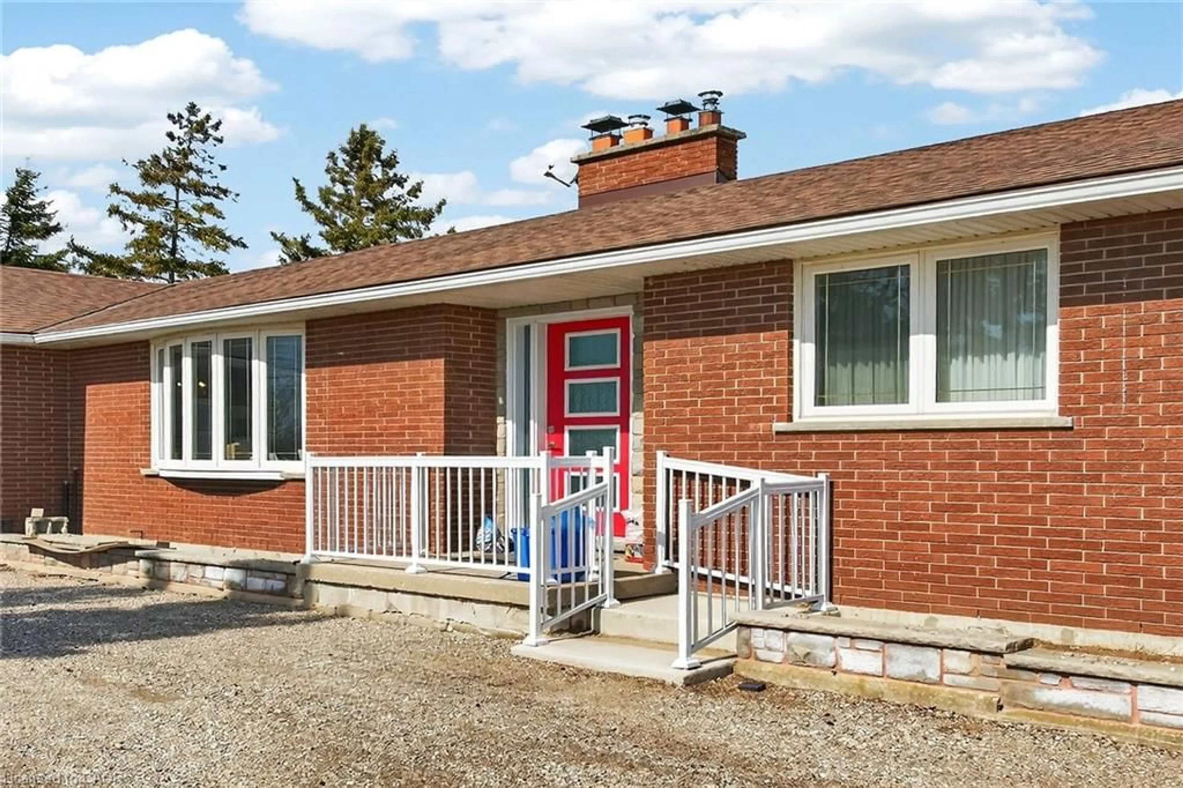 Home with brick exterior material, street for 485 Haldimand Road 20 Rd, Hagersville Ontario N0A 1H0