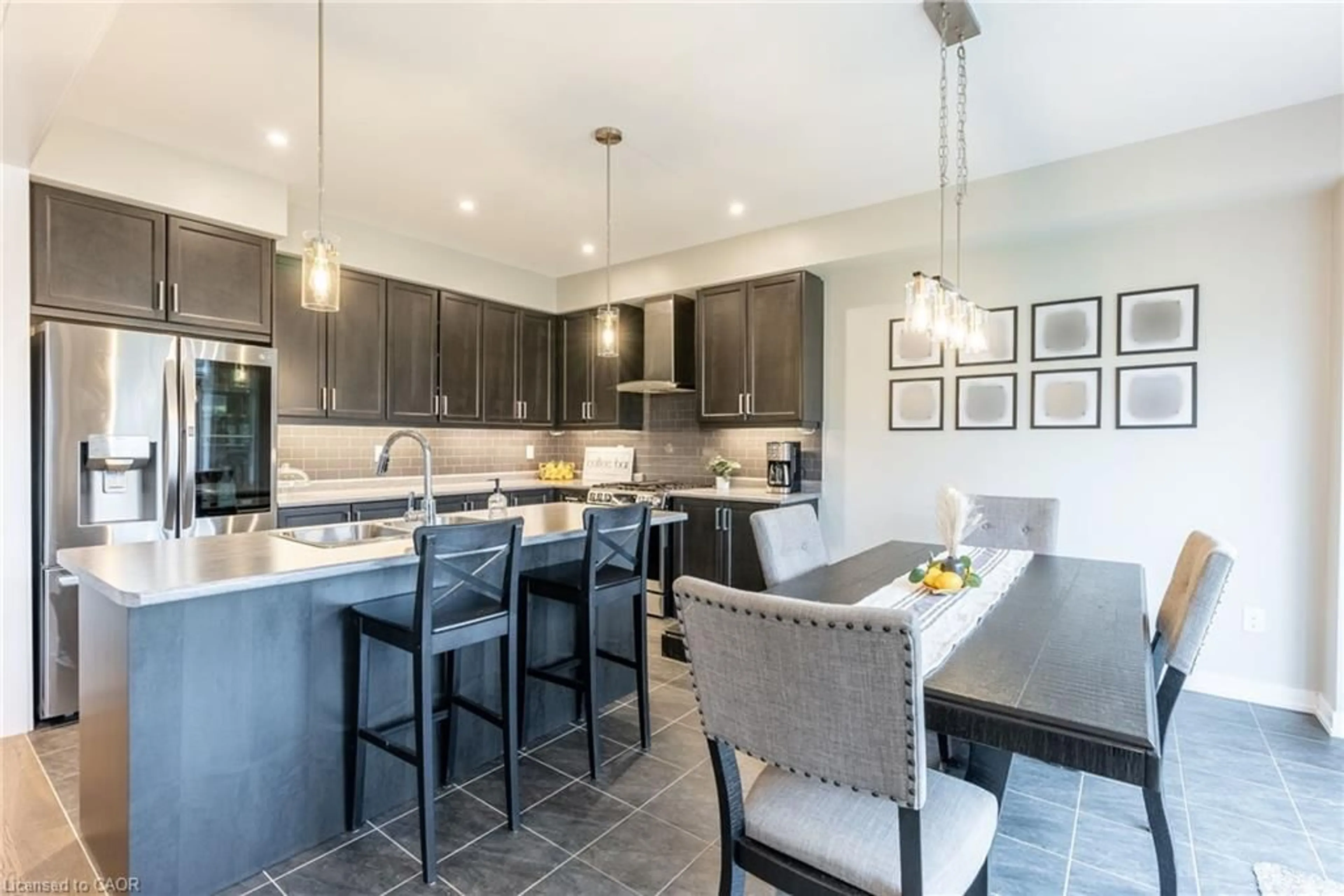 Open concept kitchen, ceramic/tile floor for 48 Hawick Cres, Caledonia Ontario N3W 0G5