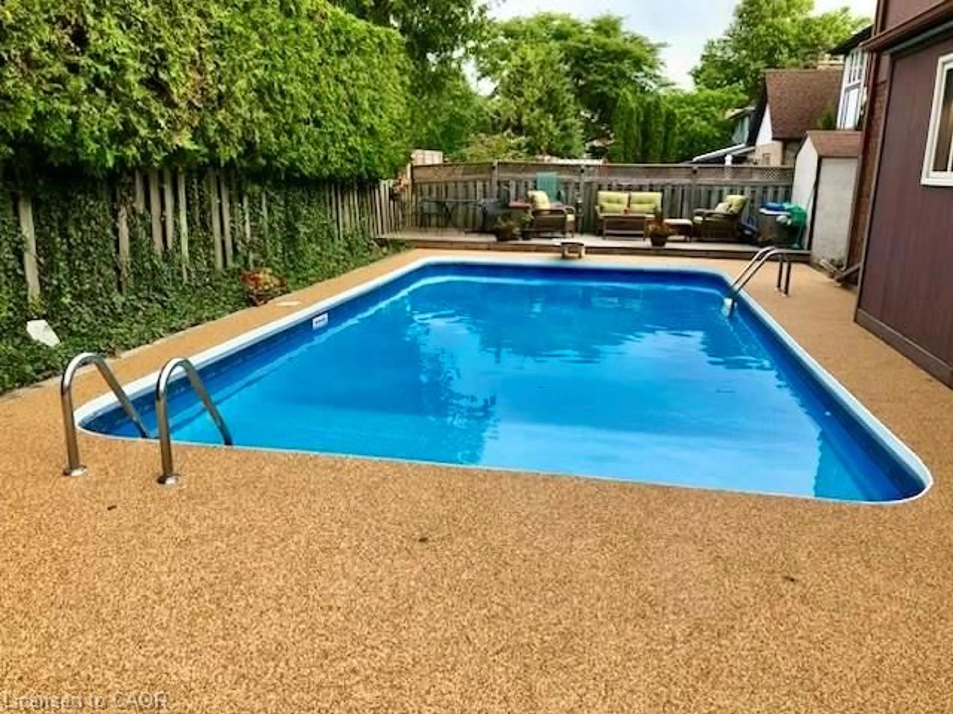 Pool for 668 Tomahawk Cres, Ancaster Ontario L9G 3R2