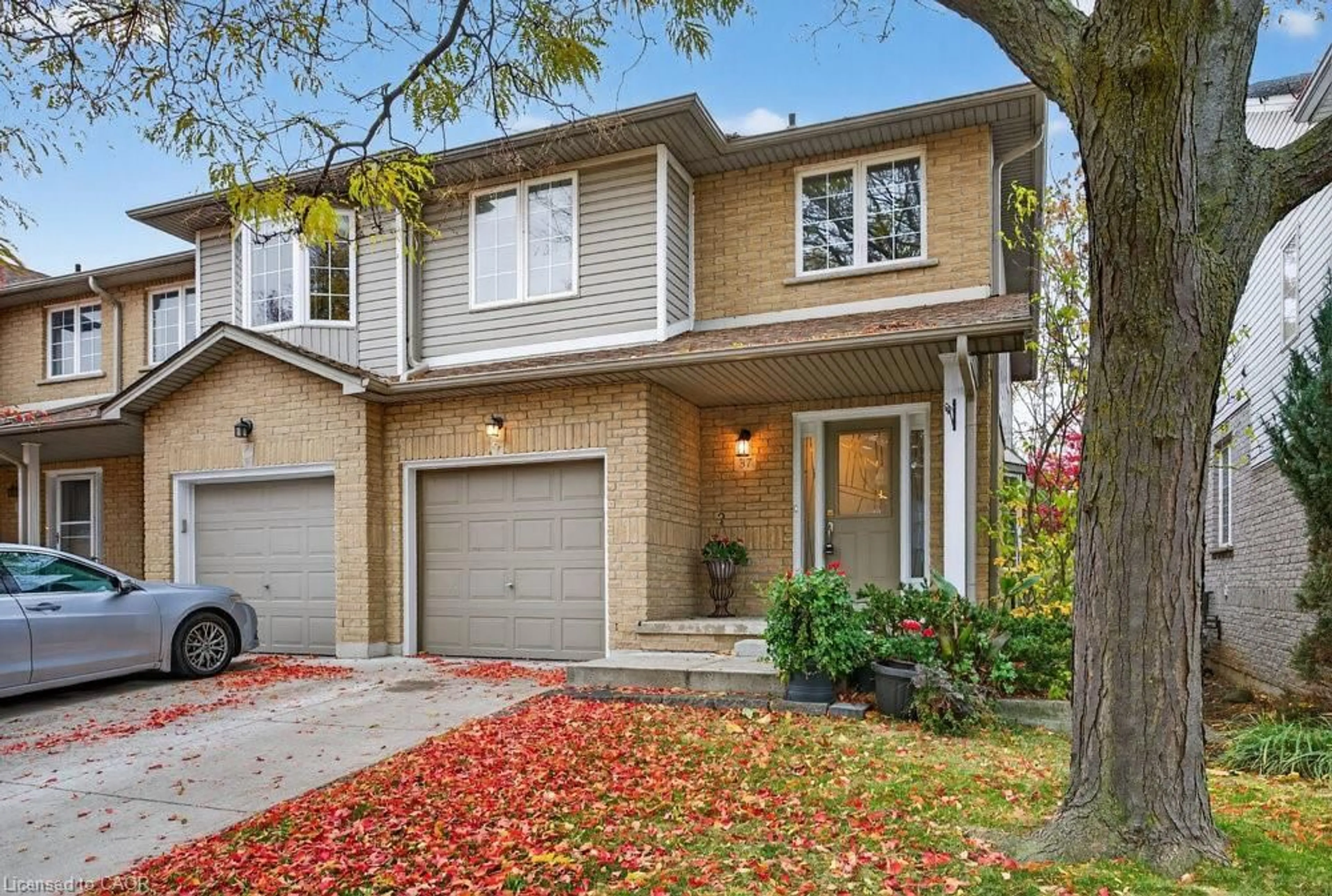 Home with brick exterior material, street for 76 Frances Ave #37, Stoney Creek Ontario L8E 5X2