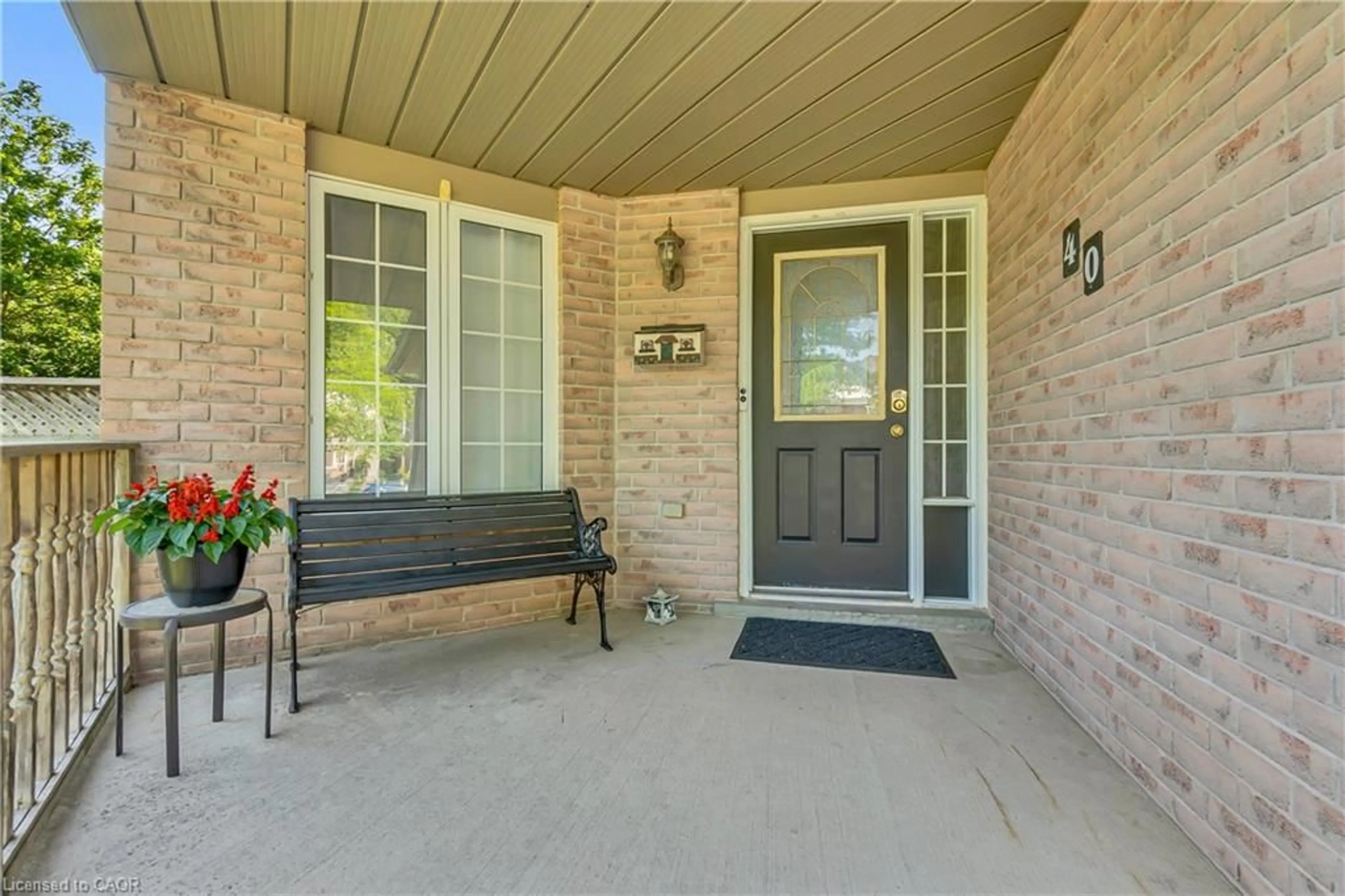Indoor entryway for 40 Alderson Dr, Cambridge Ontario N3C 4C5