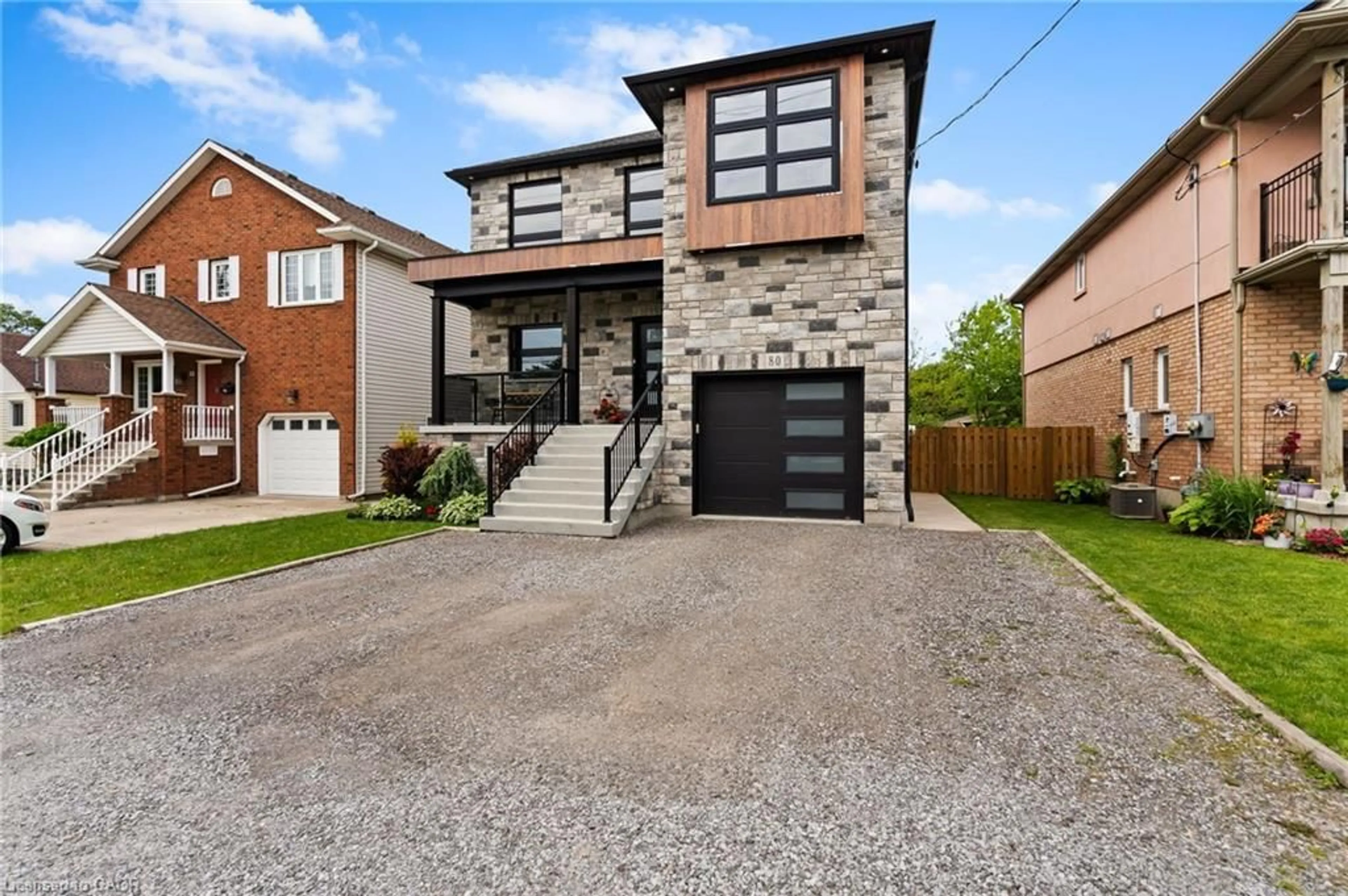 Home with brick exterior material, street for 80 St David's Rd, St. Catharines Ontario L2T 1P9