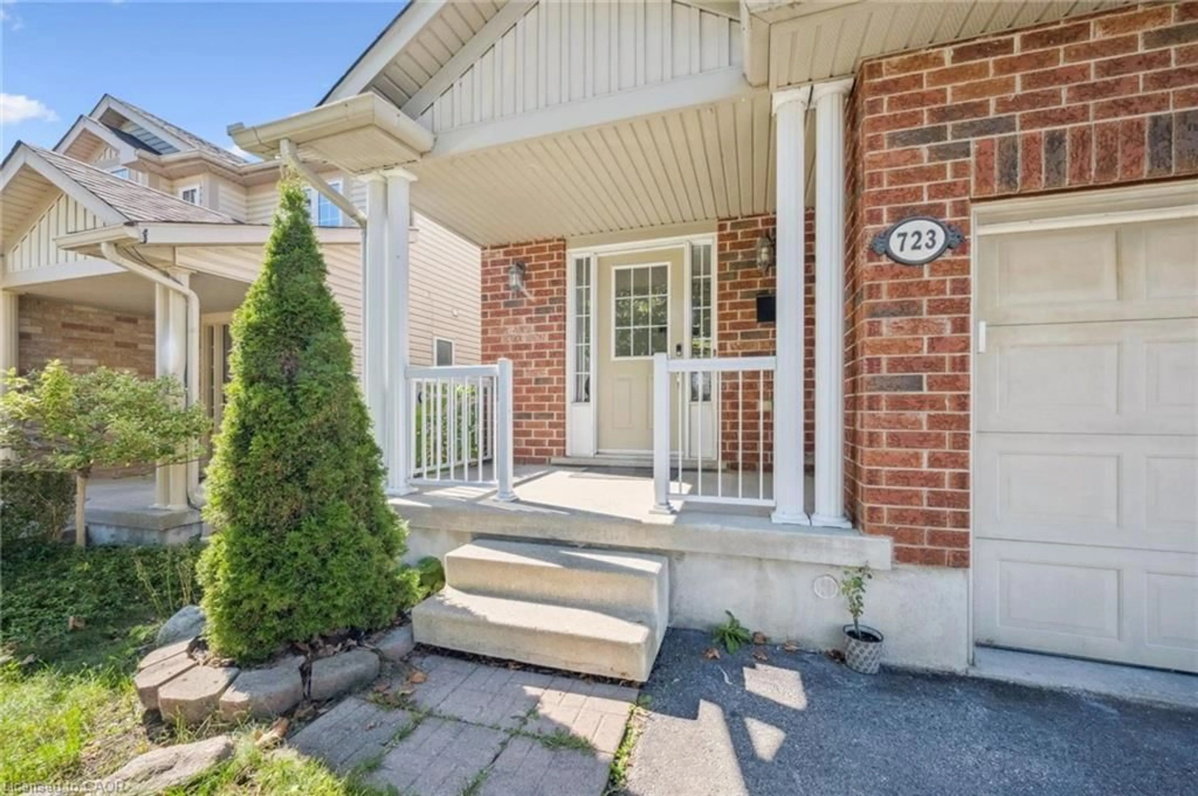 Unknown for 723 Black Cherry St, Waterloo Ontario N2V 2P3