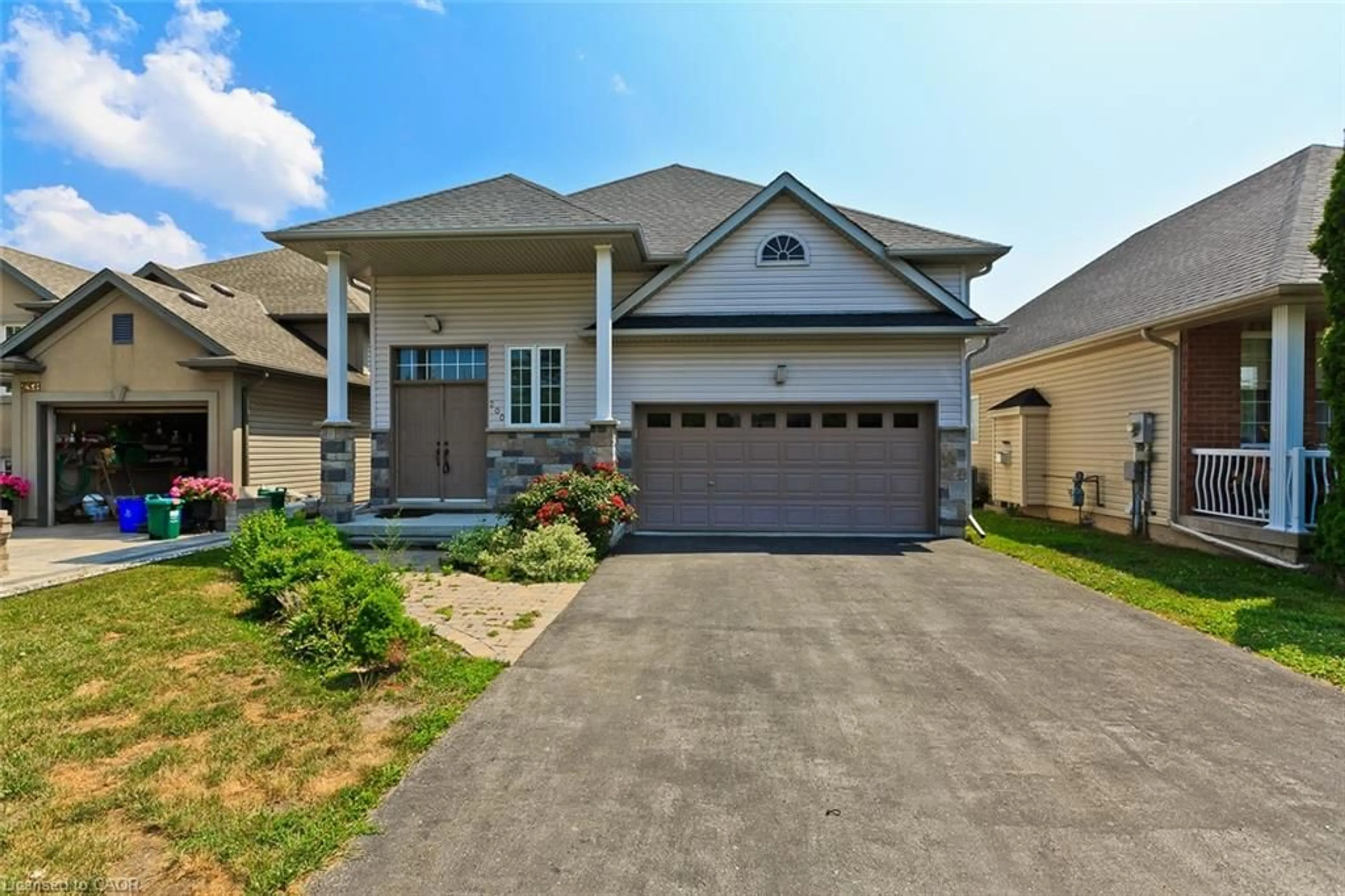 Unknown for 200 Regatta Dr, Welland Ontario L3B 6E8