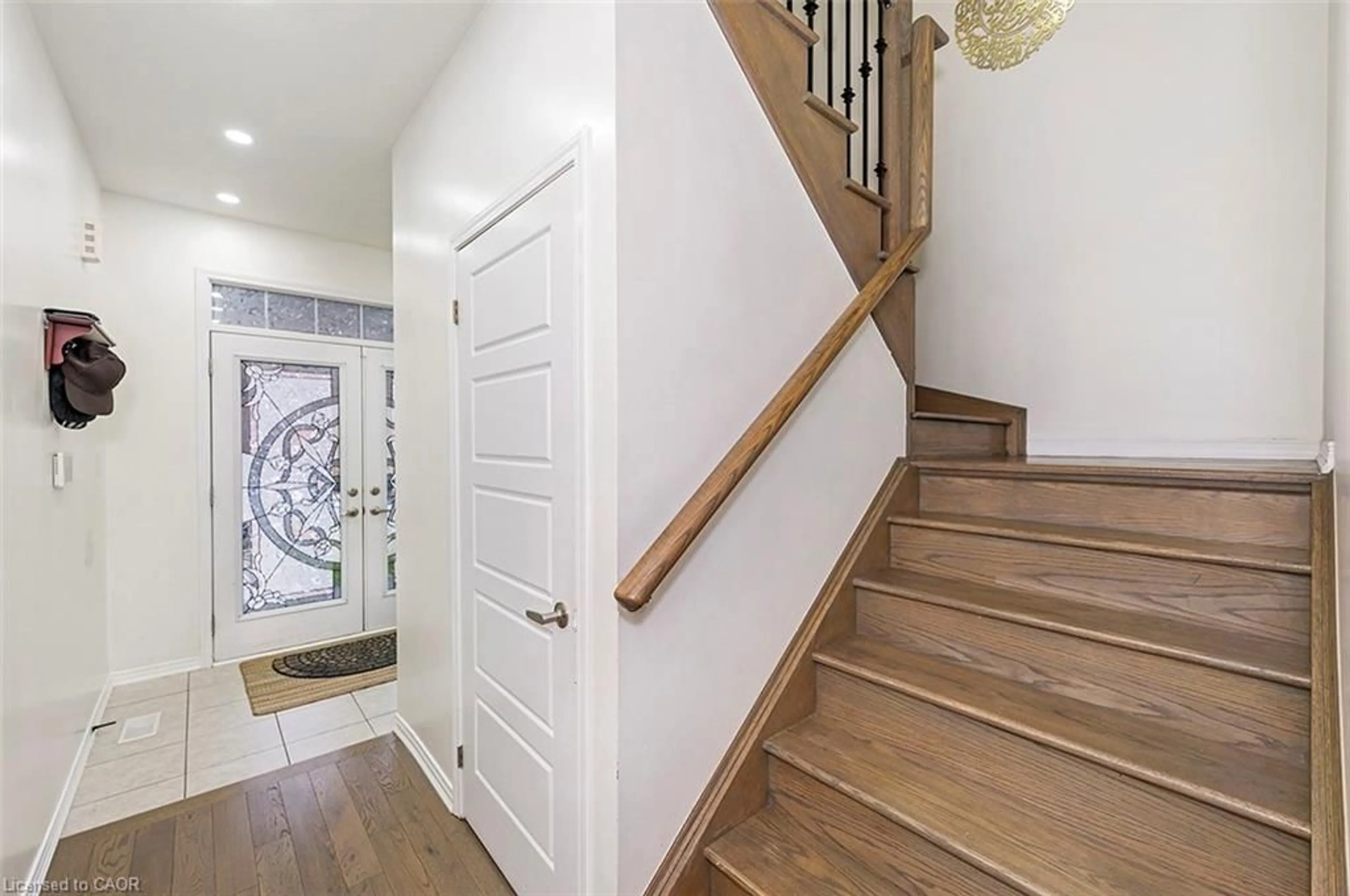 Unknown for 220 Bedrock Dr, Hamilton Ontario L8J 0M2