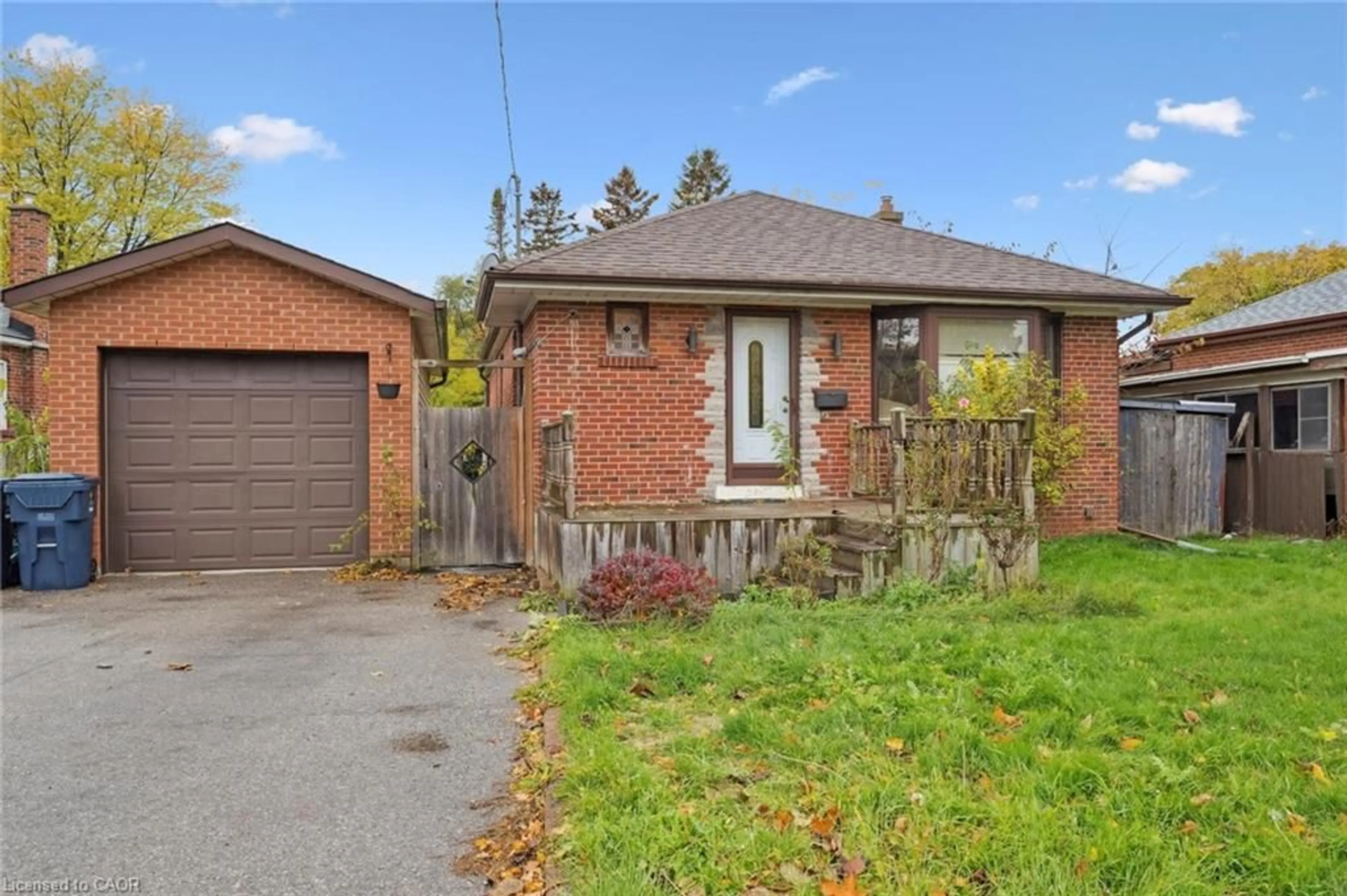 Home with brick exterior material, street for 22 Compton Dr, Scarborough Ontario M1R 4A6