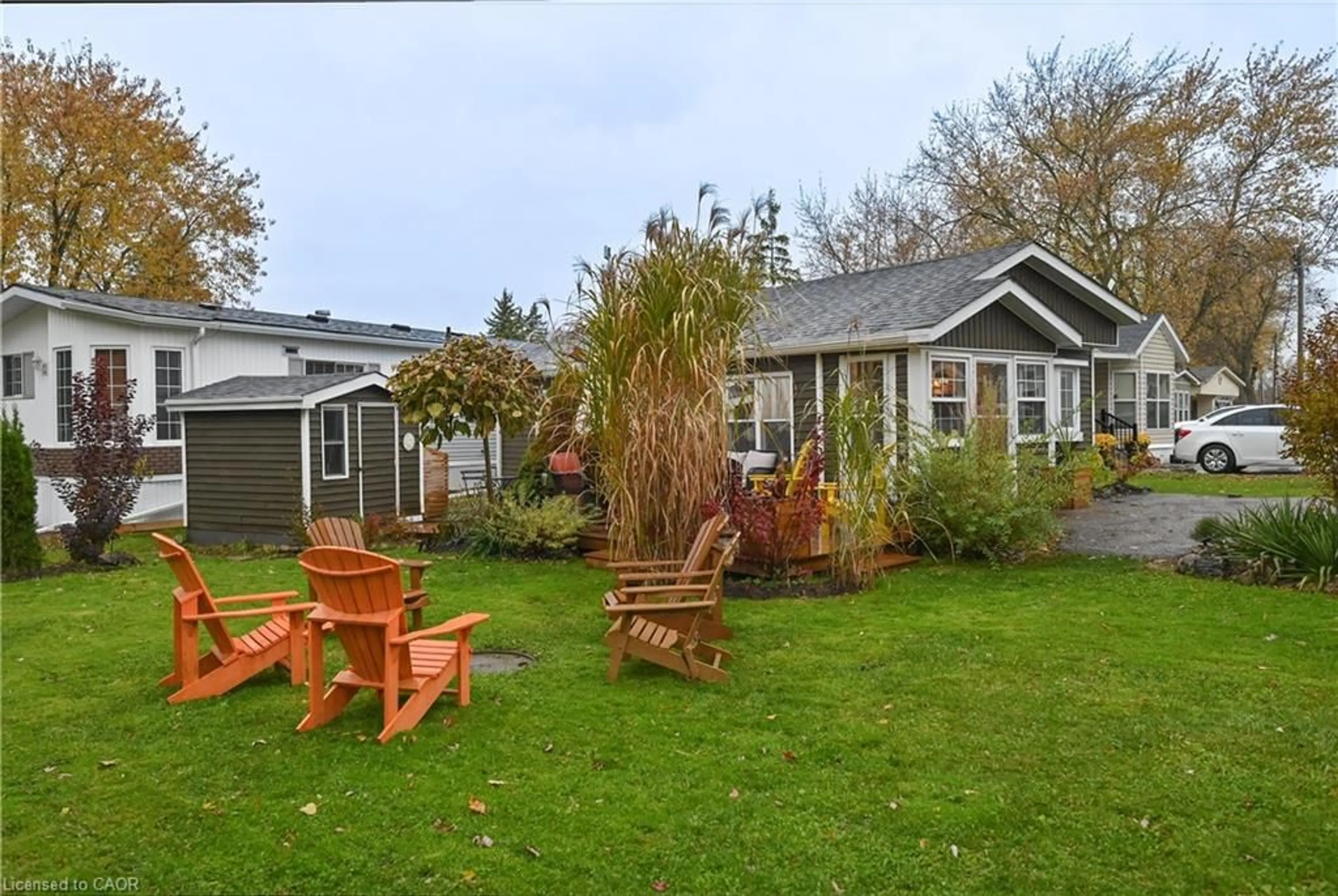 Patio, street for 580 Beaver Creek Rd #223, Waterloo Ontario N2J 3Z4