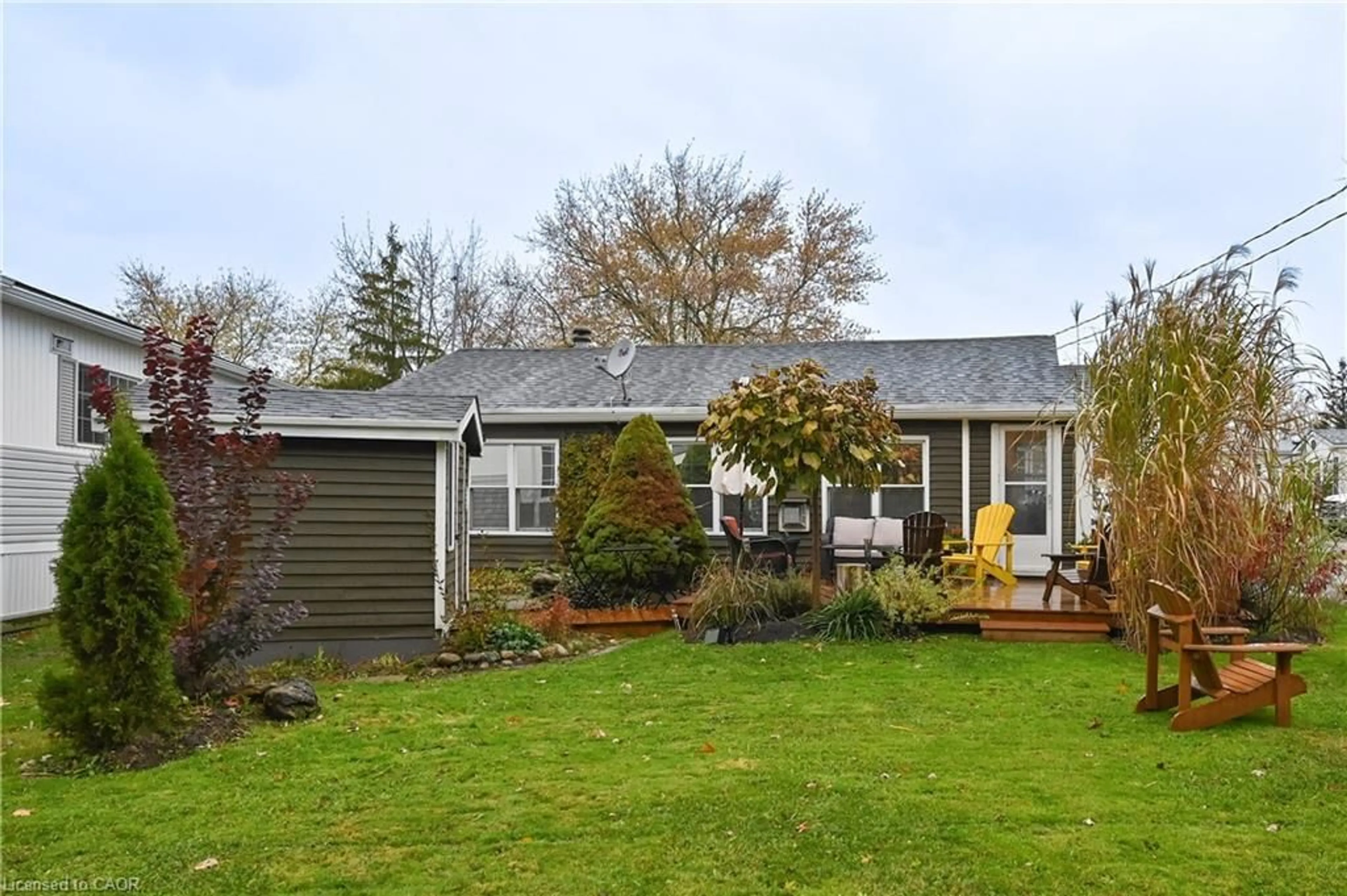 Home with vinyl exterior material, street for 580 Beaver Creek Rd #223, Waterloo Ontario N2J 3Z4