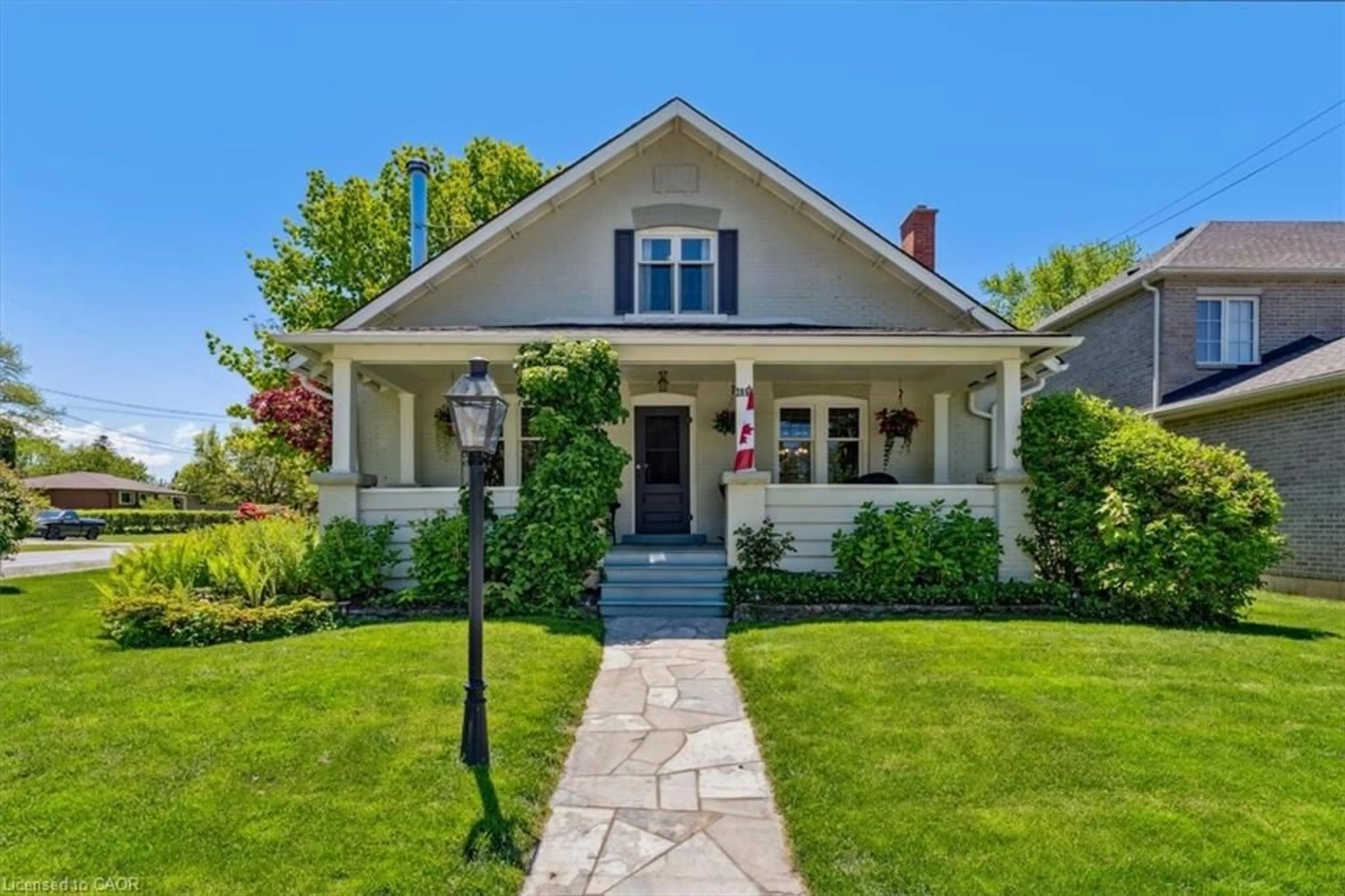 Home with brick exterior material, street for 2854 Prince William St, Jordan Station Ontario L0R 1S0