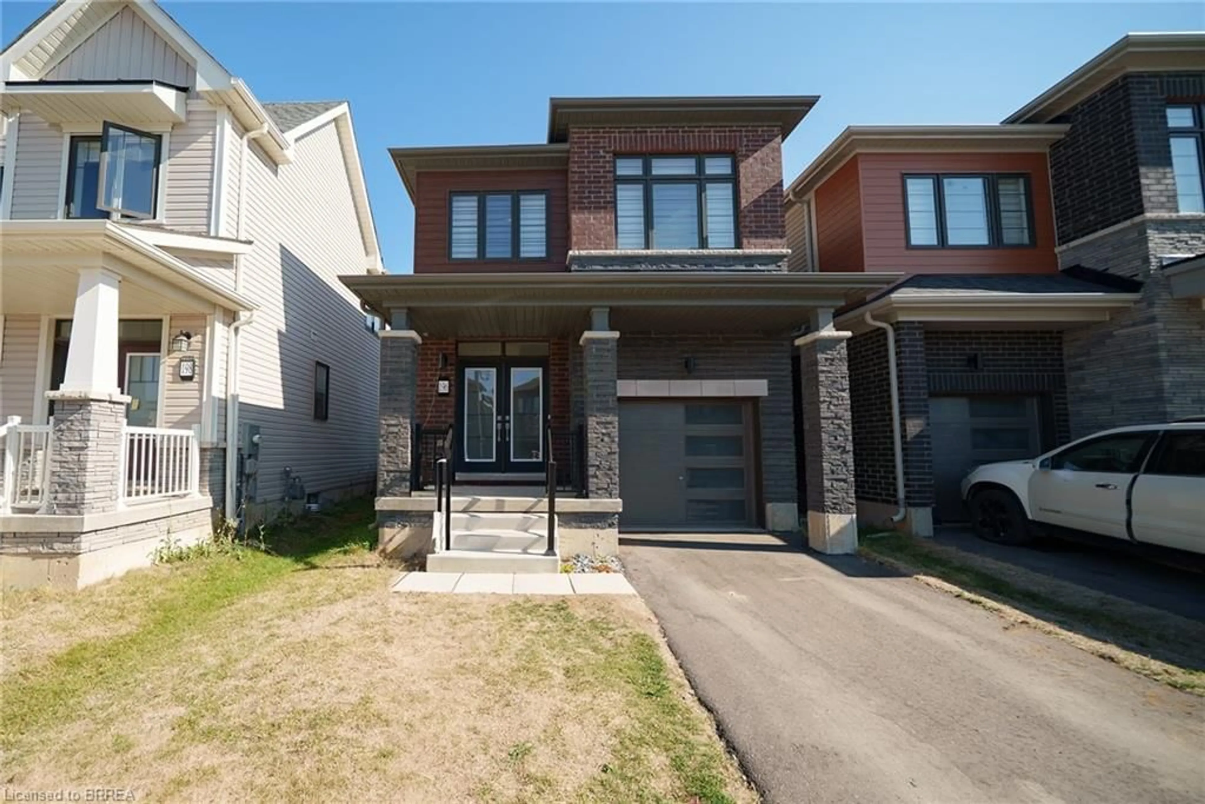 Home with brick exterior material, street for 196 Wilmot Rd, Brantford Ontario N3T 0W7