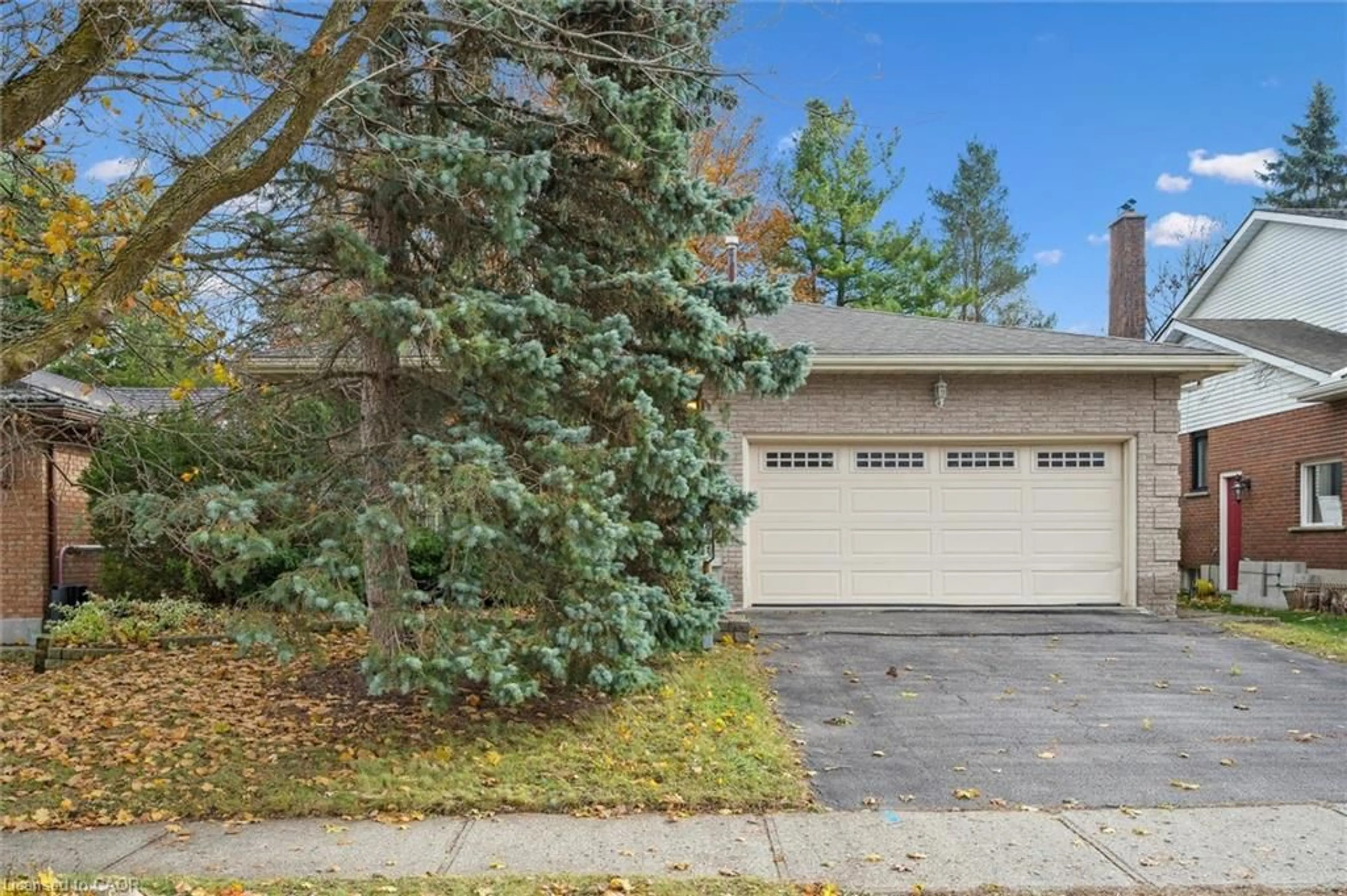 Unknown for 131 Woodbend Cres, Waterloo Ontario N2T 1C9