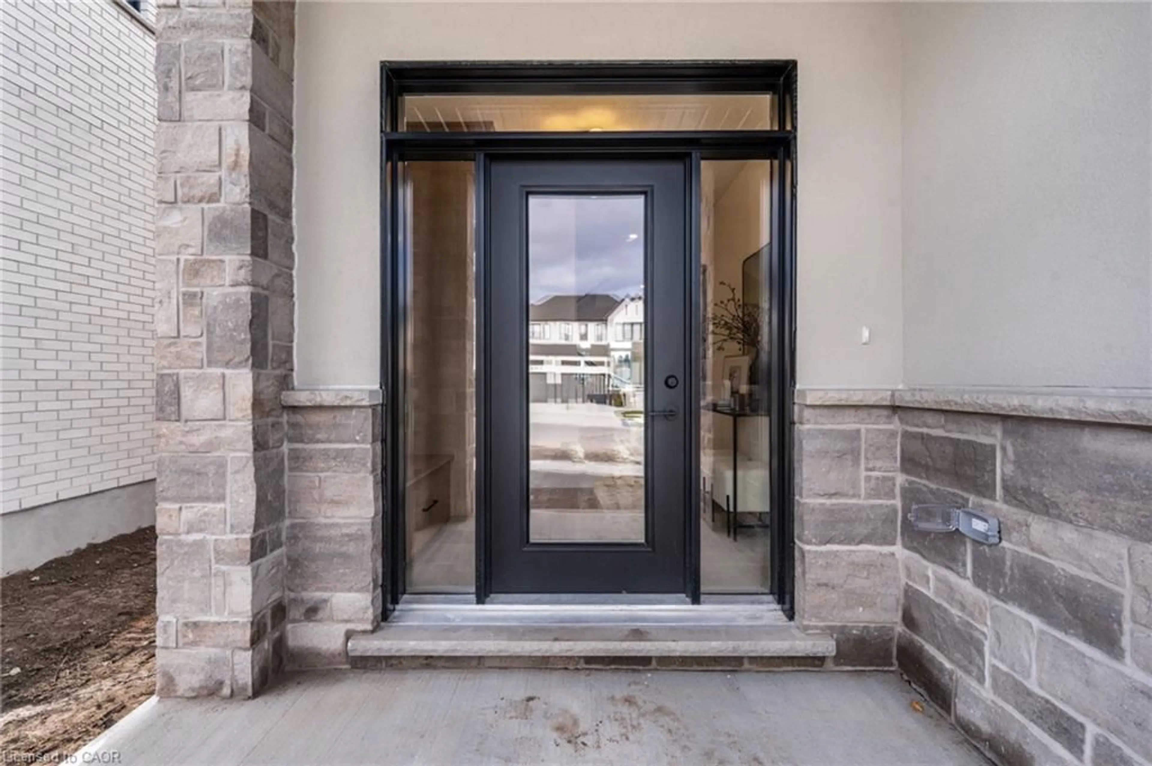 Indoor entryway for 83 Dunnigan Dr, Kitchener Ontario N2B 3W5