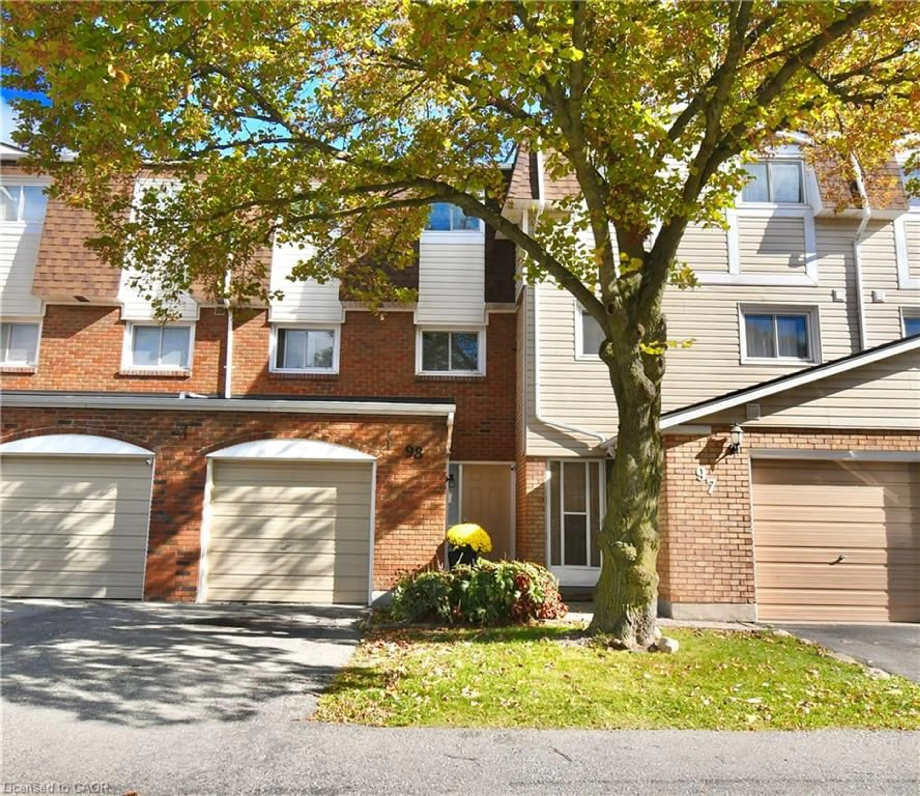 Home with brick exterior material, street for 11 Harrisford St #98, Hamilton Ontario L8K 6L7