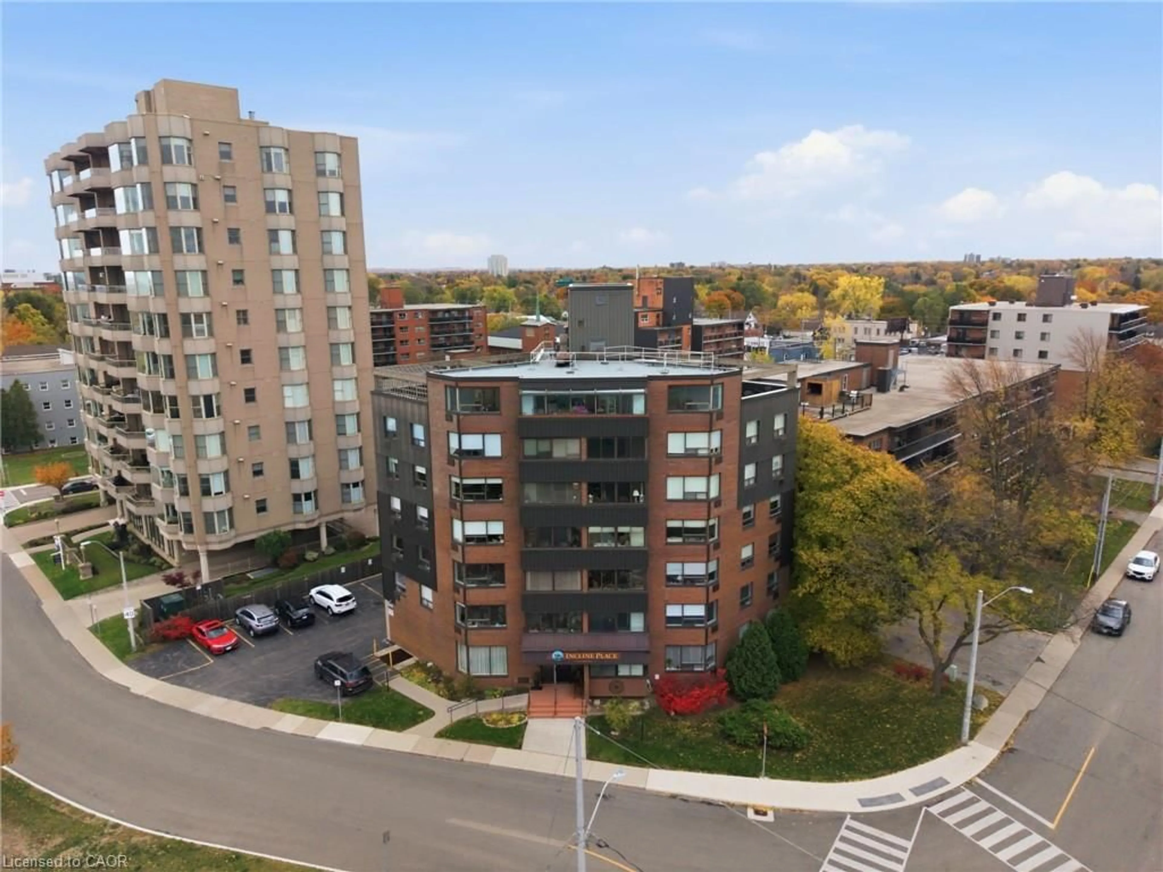 A pic from outside/outdoor area/front of a property/back of a property/a pic from drone, city buildings view from balcony for 166 Mountain Park Ave #502, Hamilton Ontario L8V 1A1
