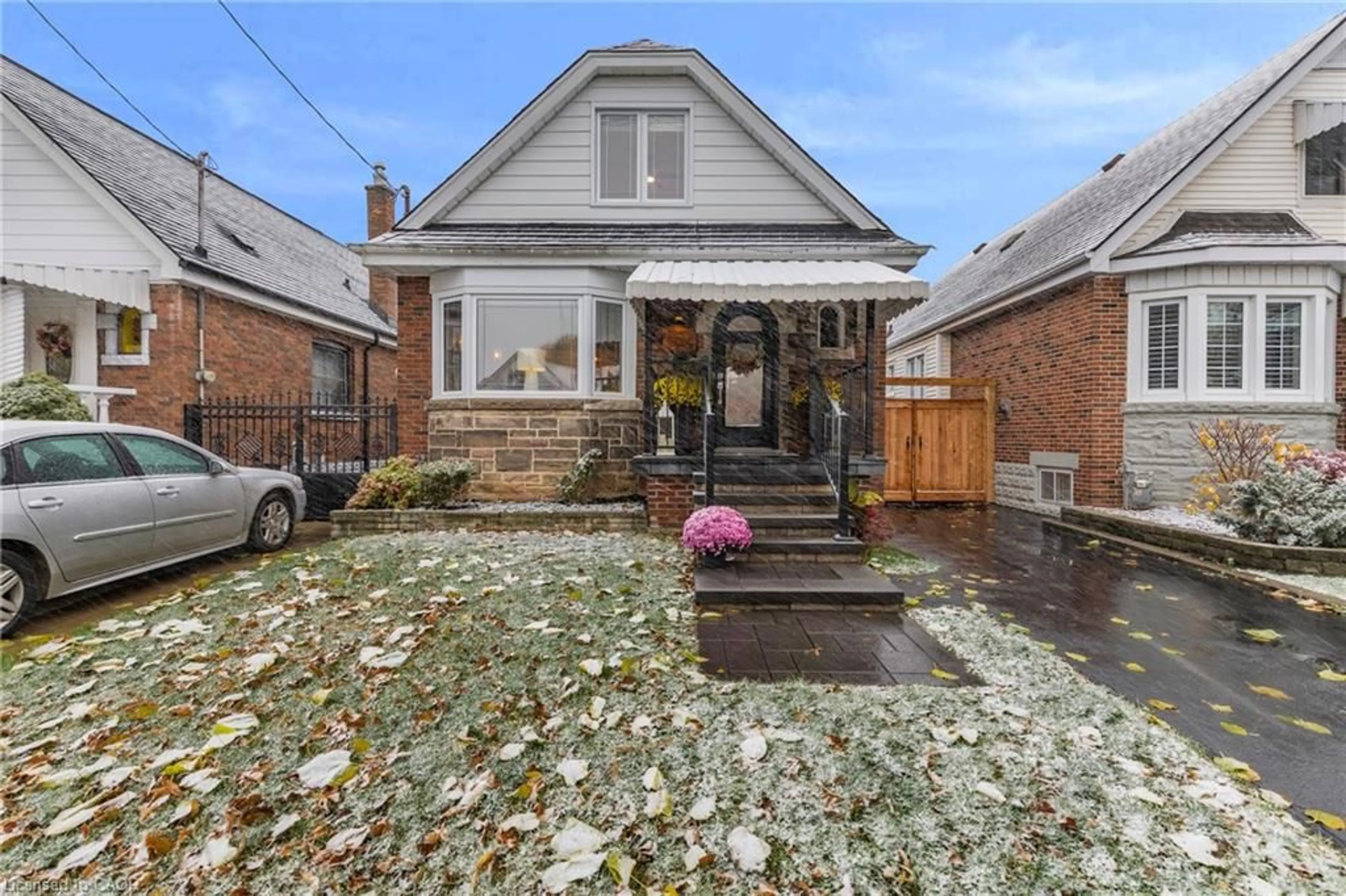 Home with brick exterior material, street for 175 Wexford Ave, Hamilton Ontario L8K 2P1