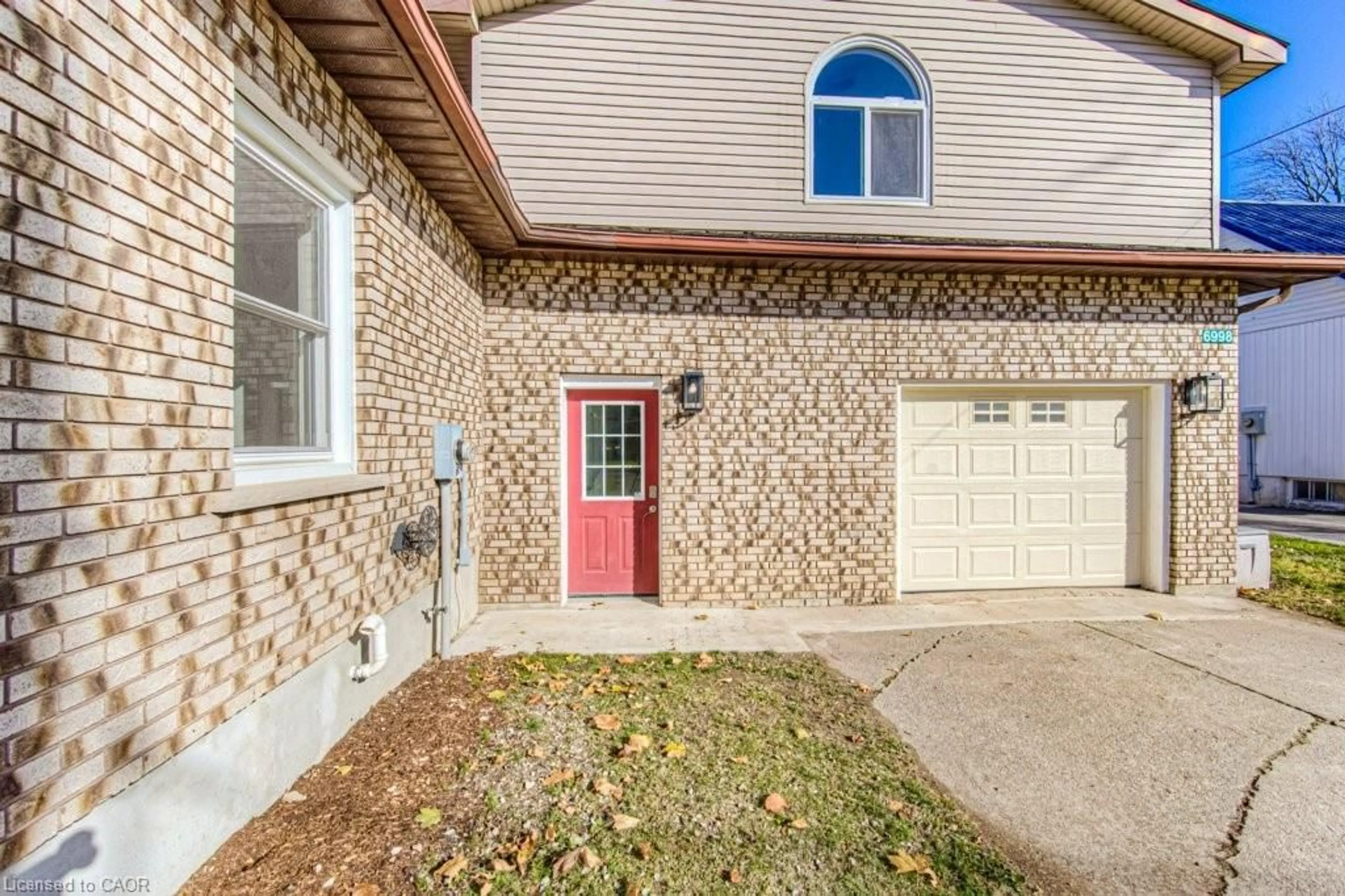 Unknown for 6998 St. Patrick St, Dublin Ontario N0K 1E0