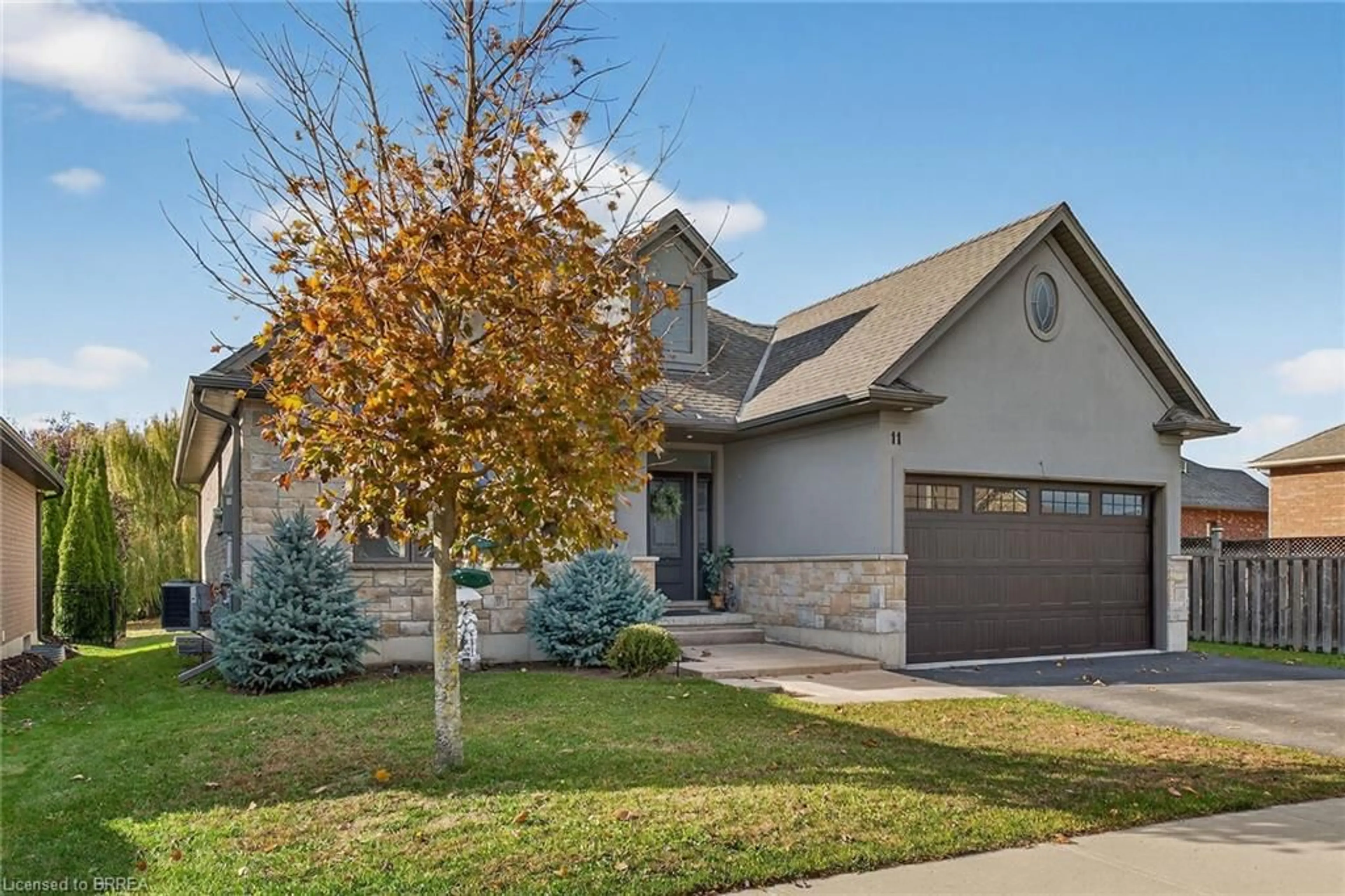 Home with brick exterior material, street for 11 Jong St, Waterford Ontario N0E 1Y0