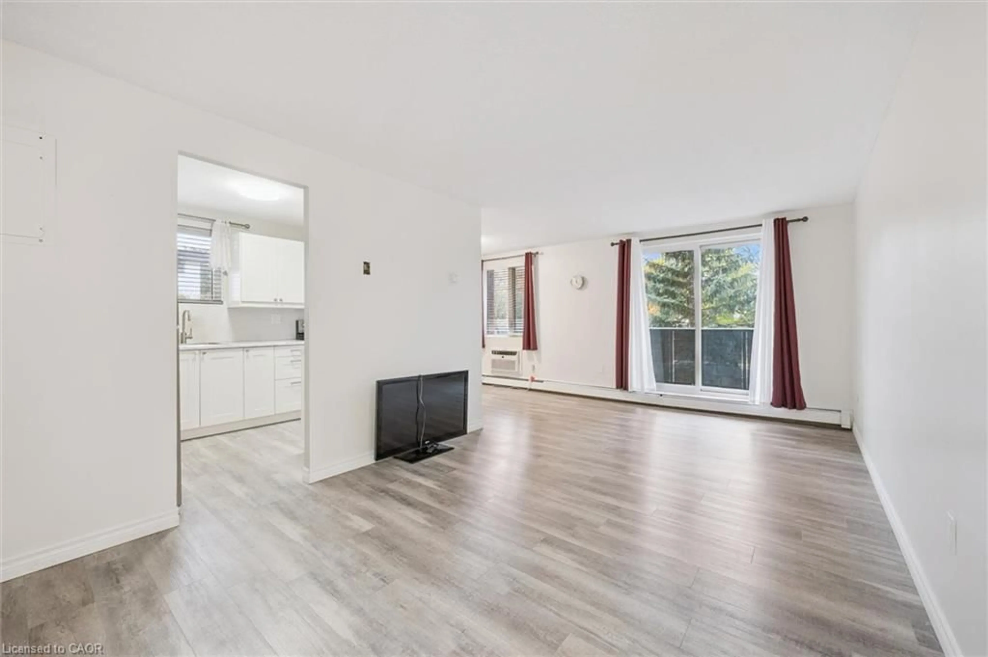 Unknown for 279 Chandler Dr #210, Kitchener Ontario N2E 1X6