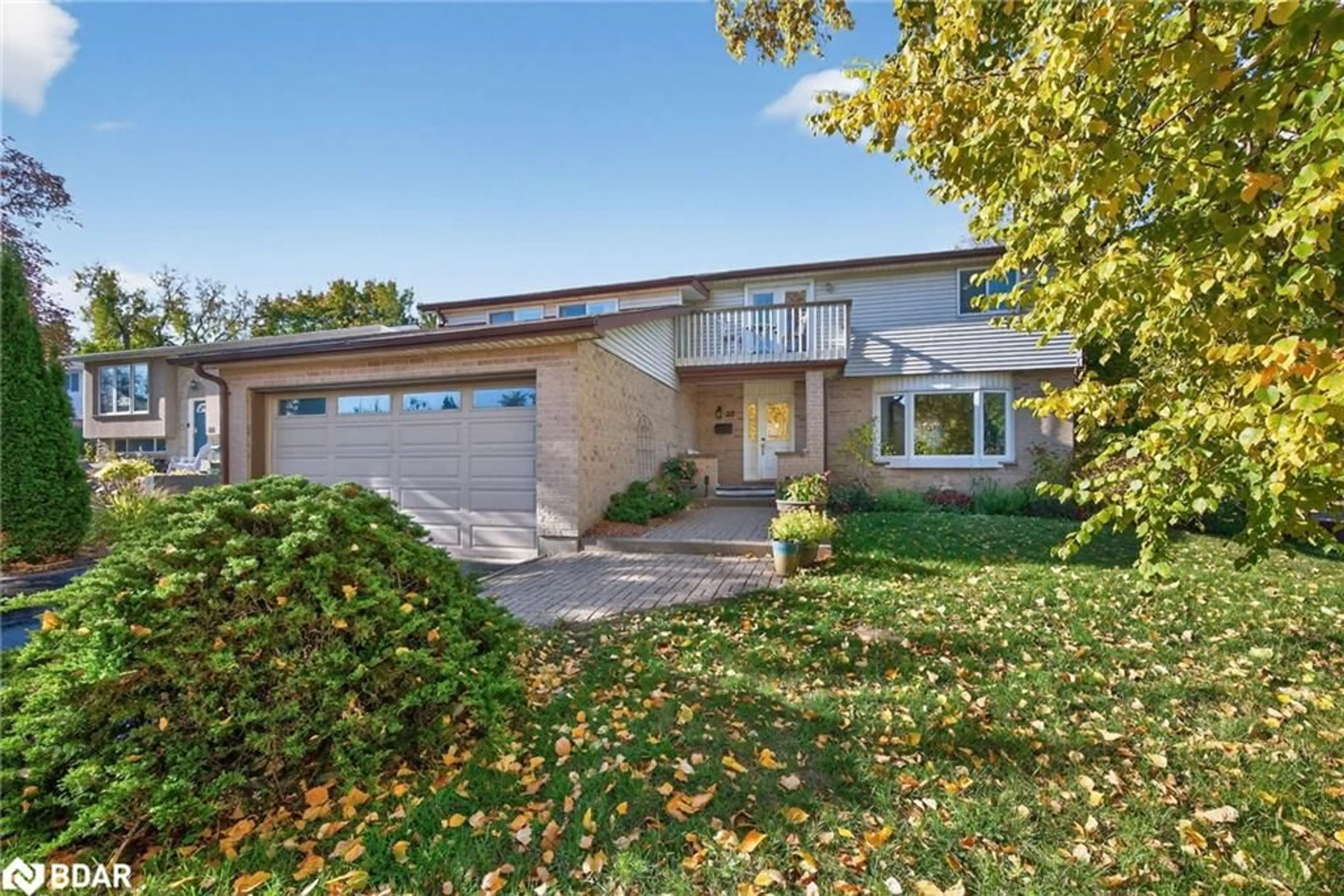 Home with brick exterior material, street for 35 Glenridge Rd, Barrie Ontario L4N 2X9