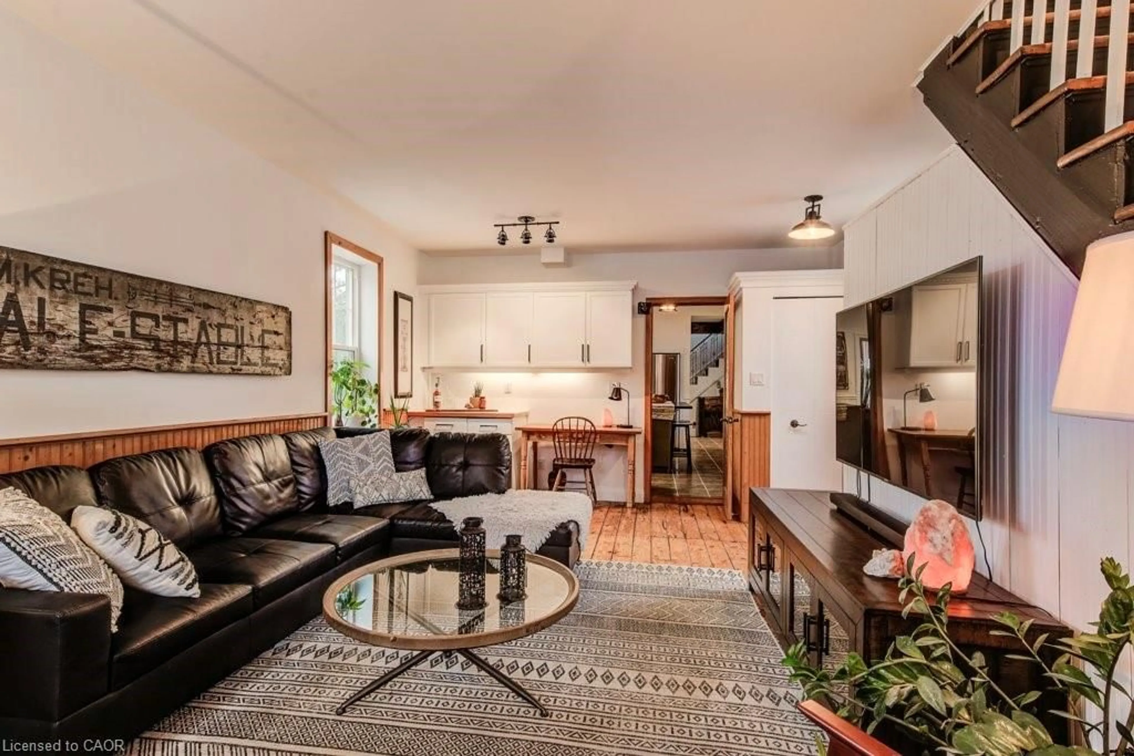 Living room with furniture, unknown for 112 Jacob St, New Hamburg Ontario N3A 1B7