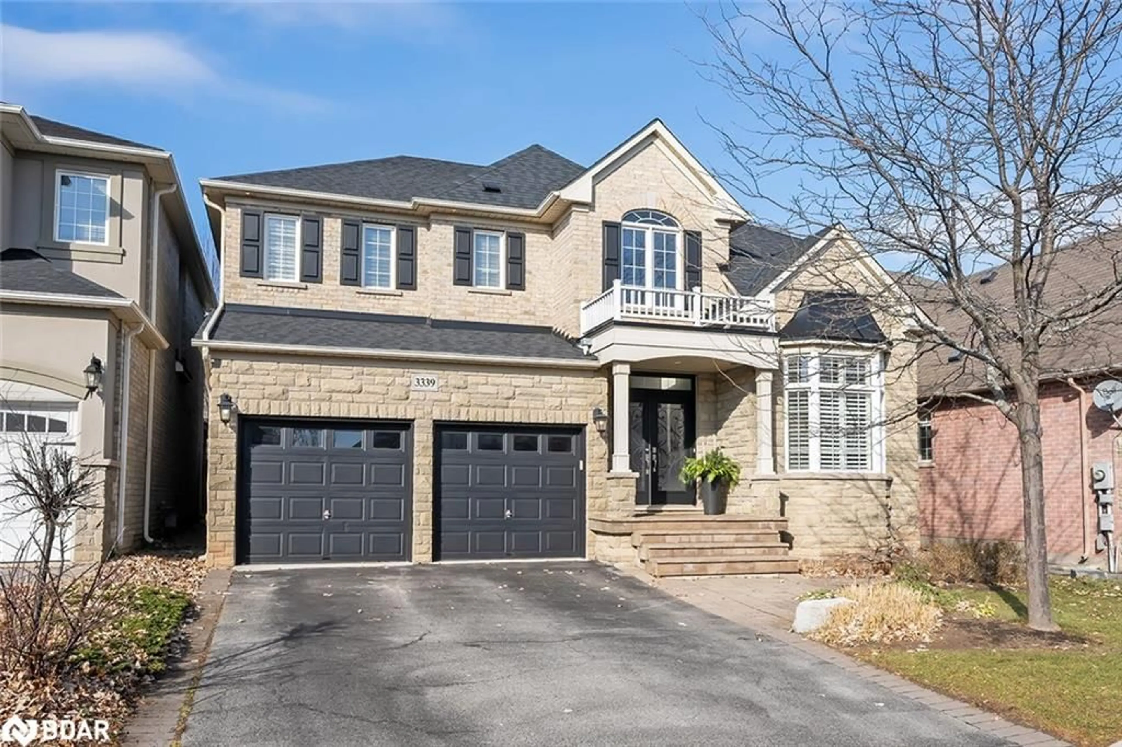 Home with brick exterior material, street for 3339 Skipton Lane, Oakville Ontario L6M 0K3
