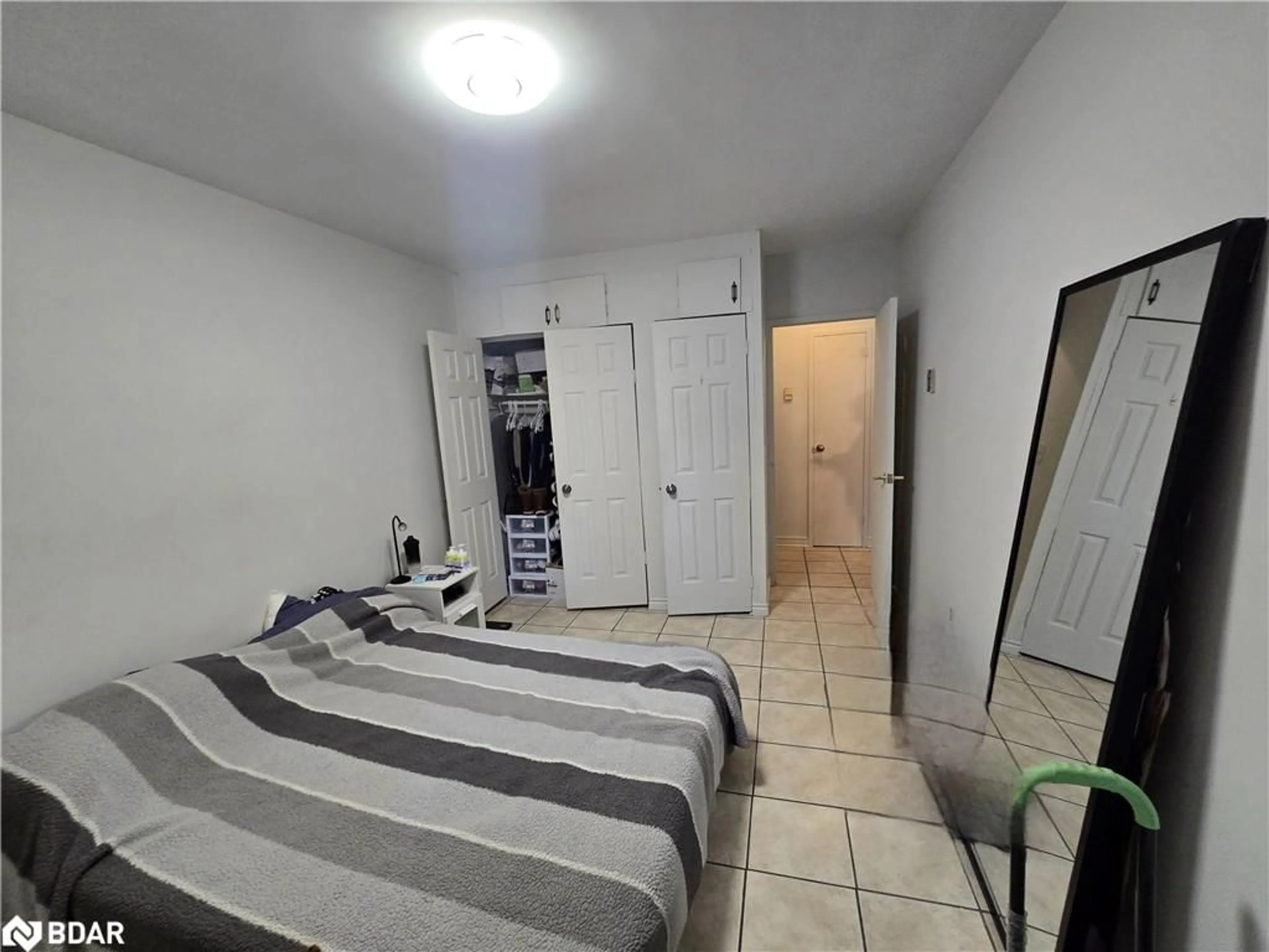 A pic of a room for 40 Homewood Ave, Toronto Ontario M4Y 2K2