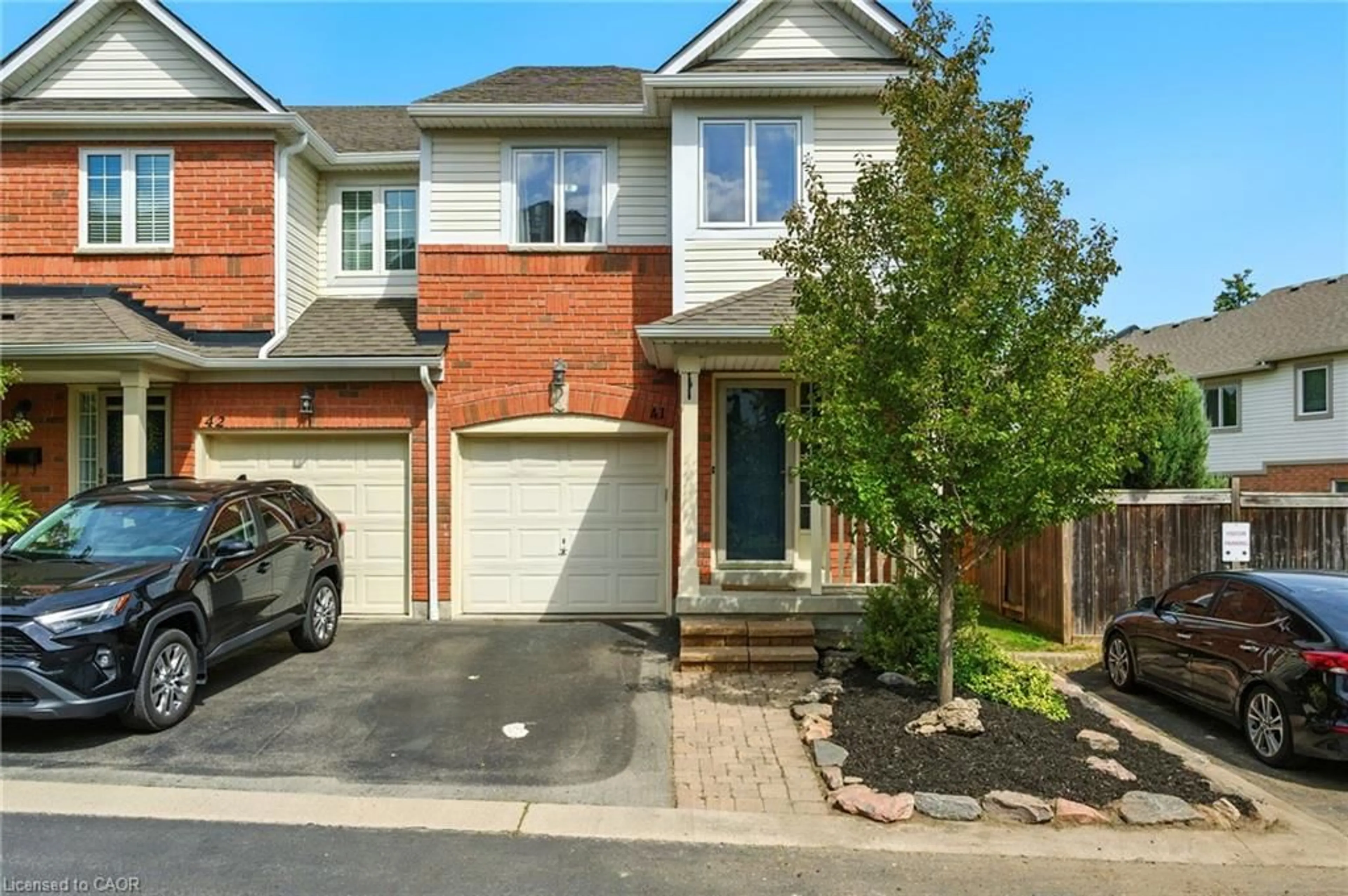 Home with brick exterior material, street for 710 Spring Gardens Rd #41, Burlington Ontario L7T 4K7