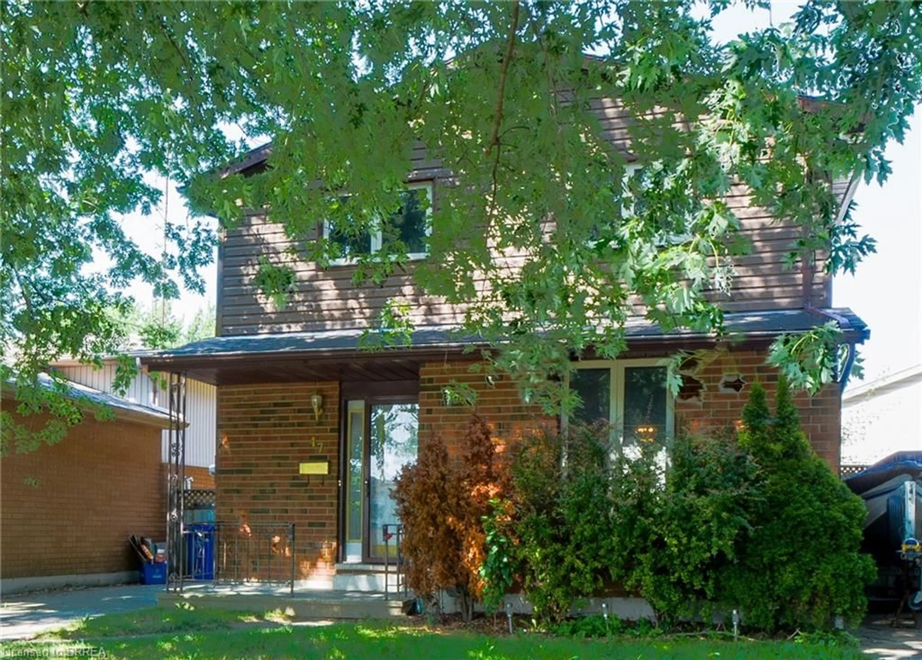 Home with brick exterior material, street for 47 Wedgewood Ave, Chatham Ontario N7M 5X3