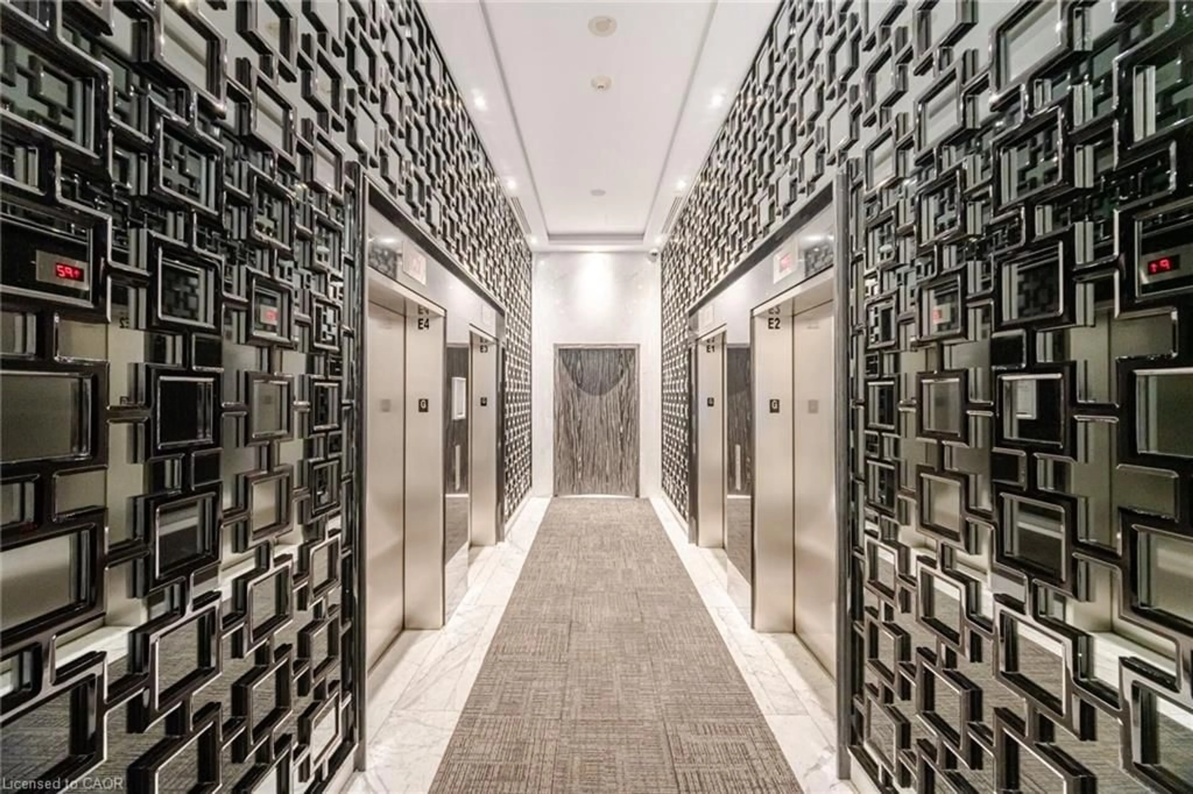 Indoor foyer for 88 Park Lawn Rd #3005, Etobicoke Ontario M8Y 0B5