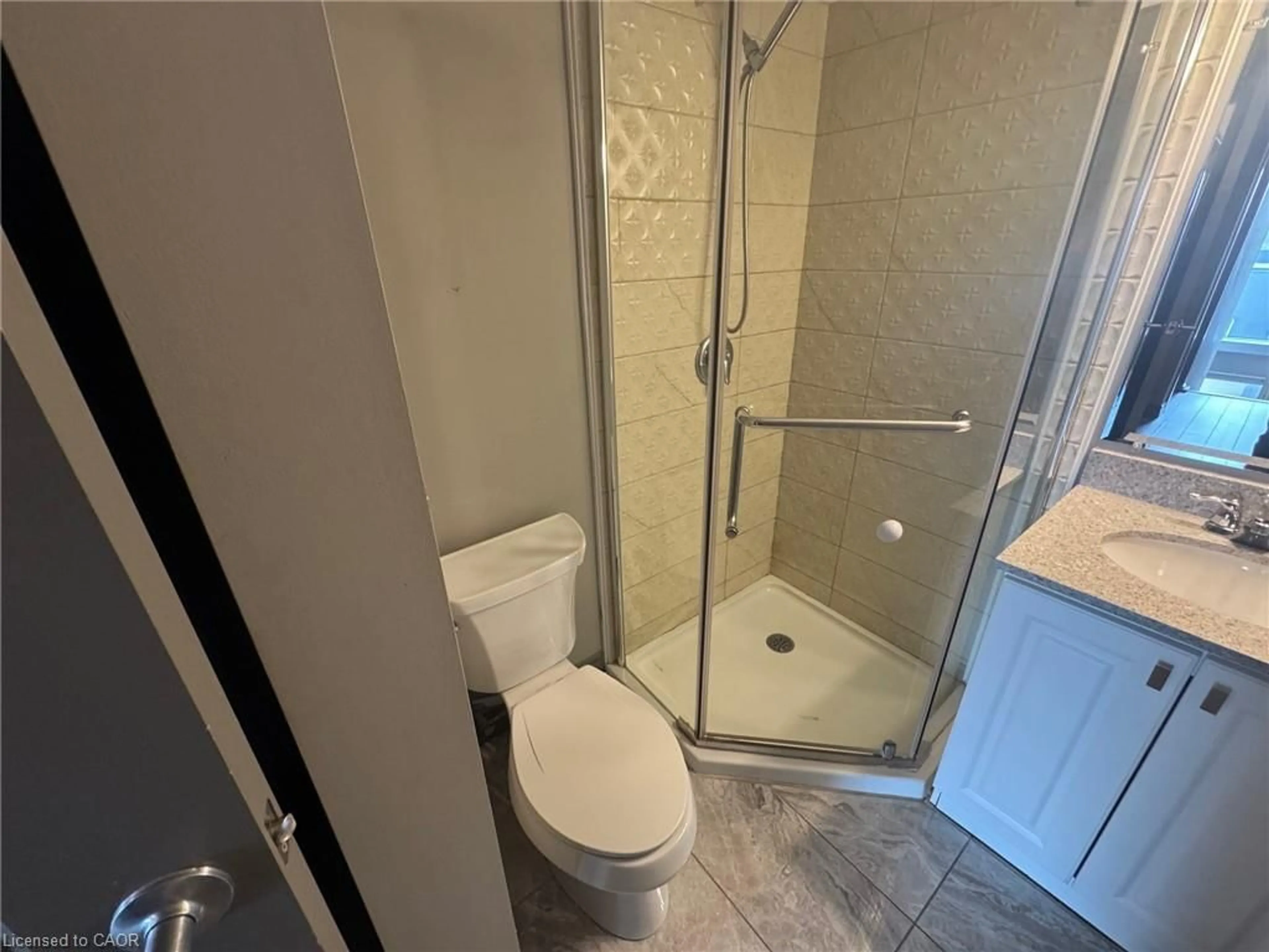 Standard bathroom, unknown for 321 Spruce St #708, Waterloo Ontario N2L 0G4
