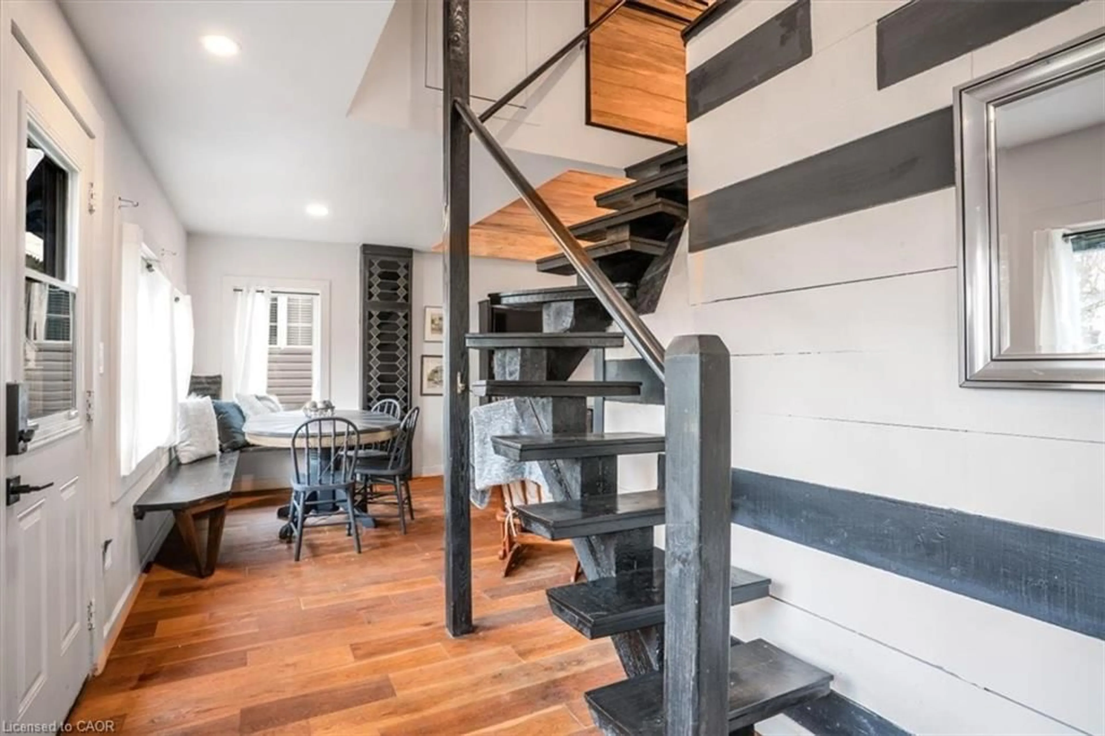 Stairs for 155 Cedar Dr, Turkey Point Ontario N0E 1T0