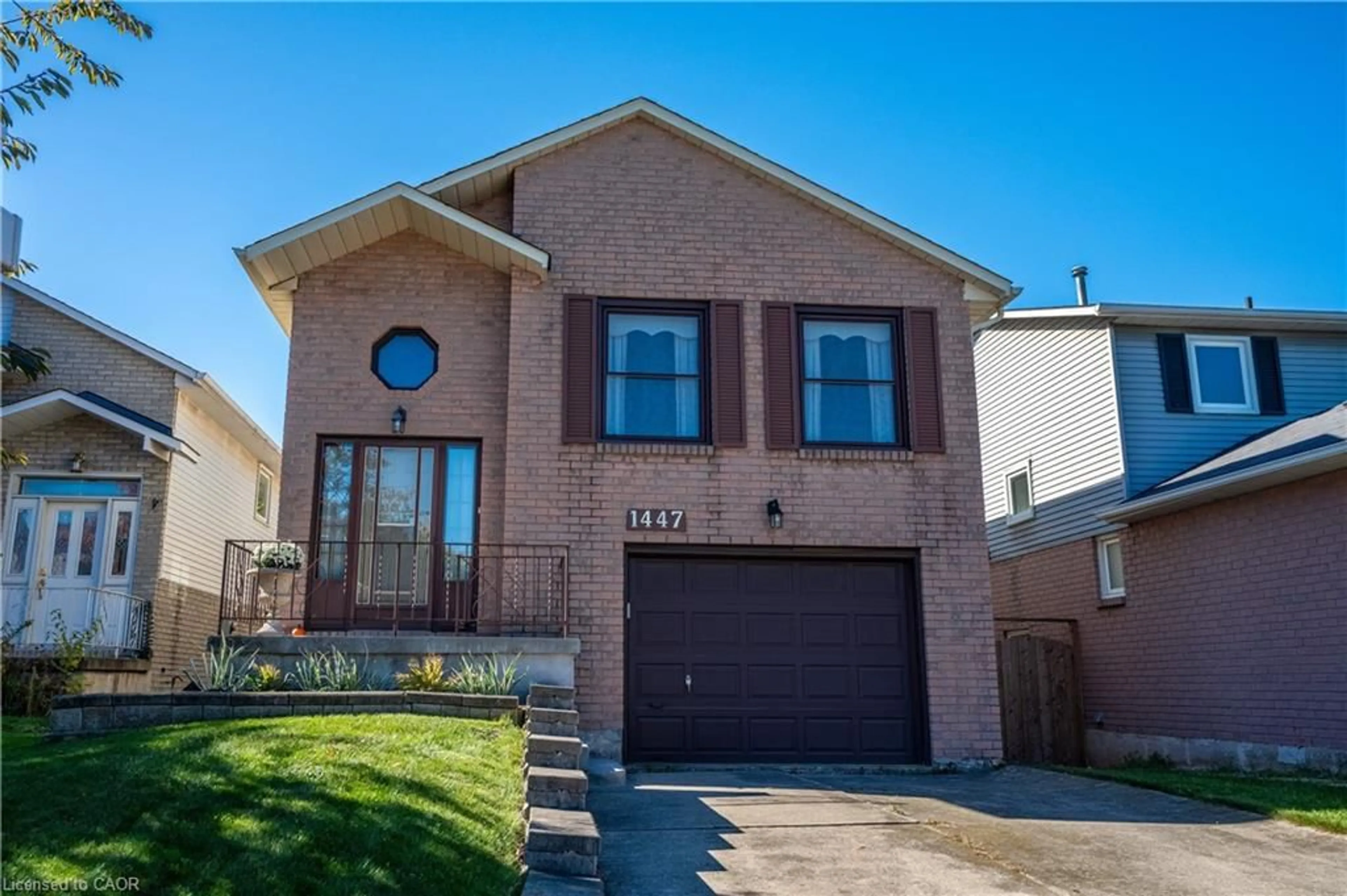 Home with brick exterior material, street for 1447 Reynolds Ave, Burlington Ontario L7M 3B6